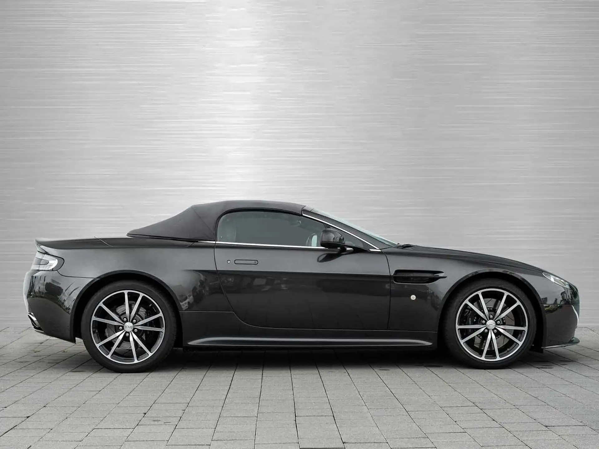 애스턴마틴 밴티지 V8 2013 블랙 사진 7
