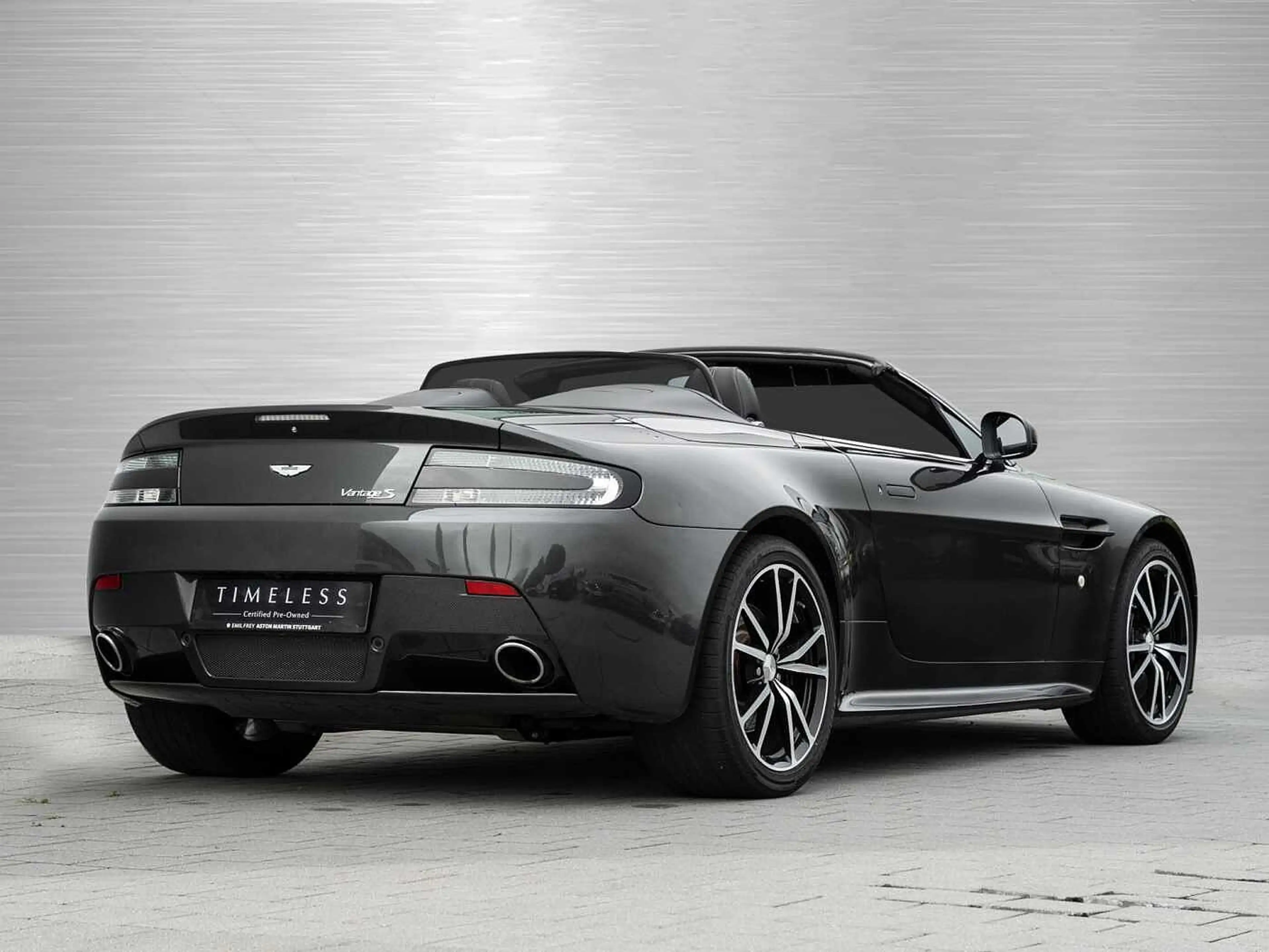 Aston Martin V8 Vantage SP10 Roadster Sportshift — photo 15