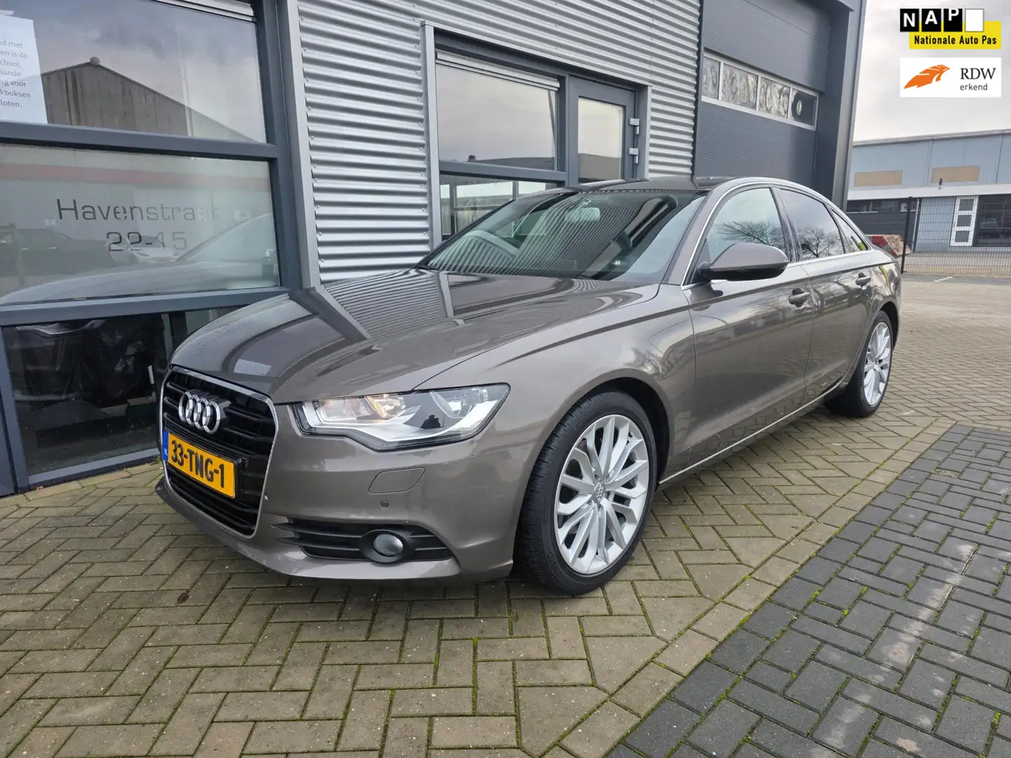 Audi A6 Limousine 2.8 FSI Gris - 1