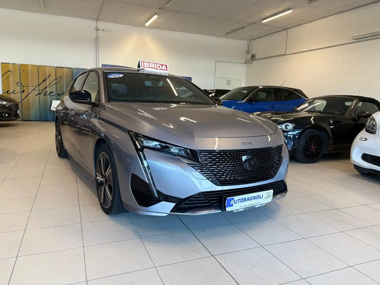Peugeot 308 GT Hybrid 145 e-DCS6 SPOTICAR Gris - 2