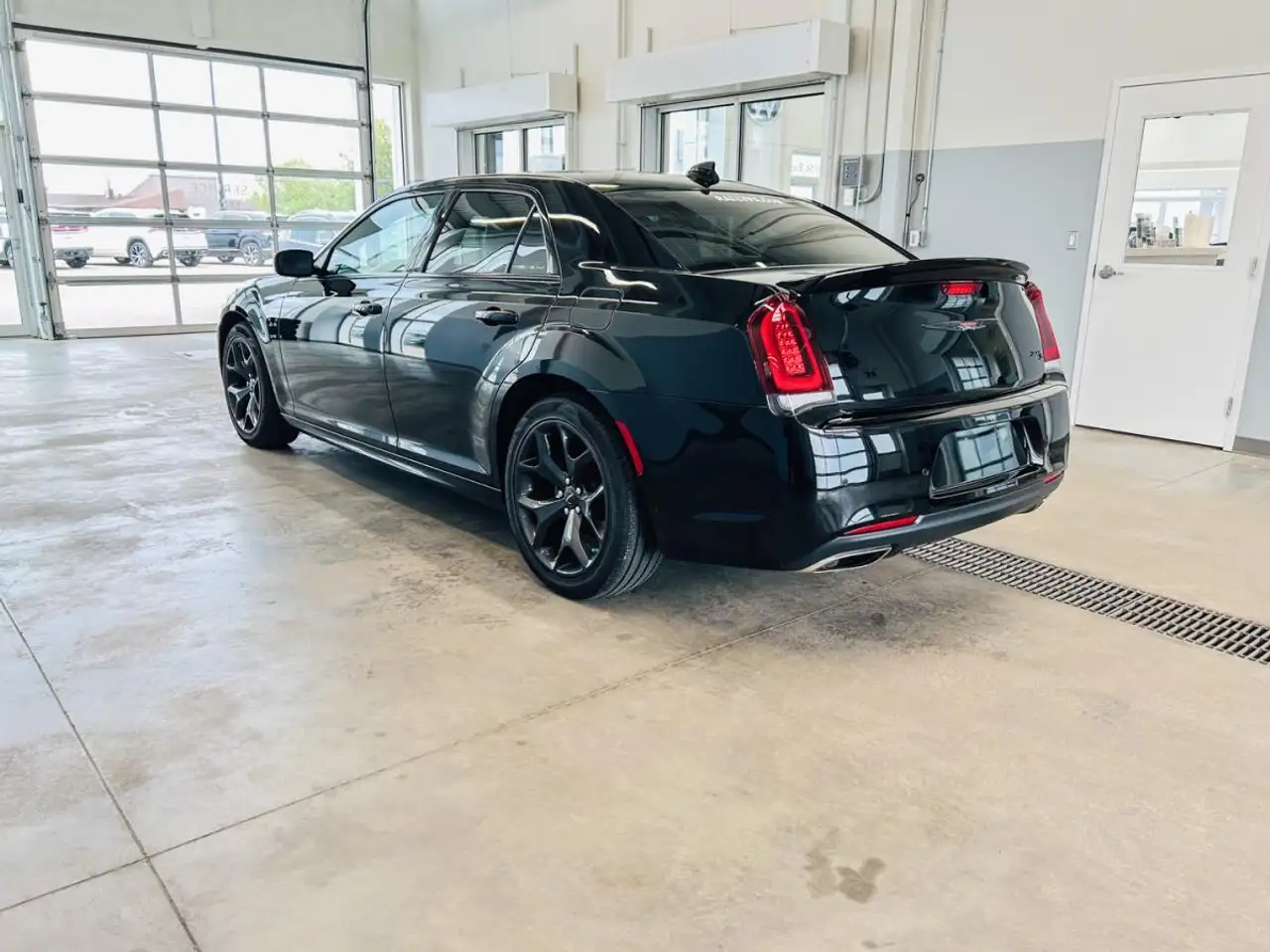 Chrysler 300 photo Chrysler 300