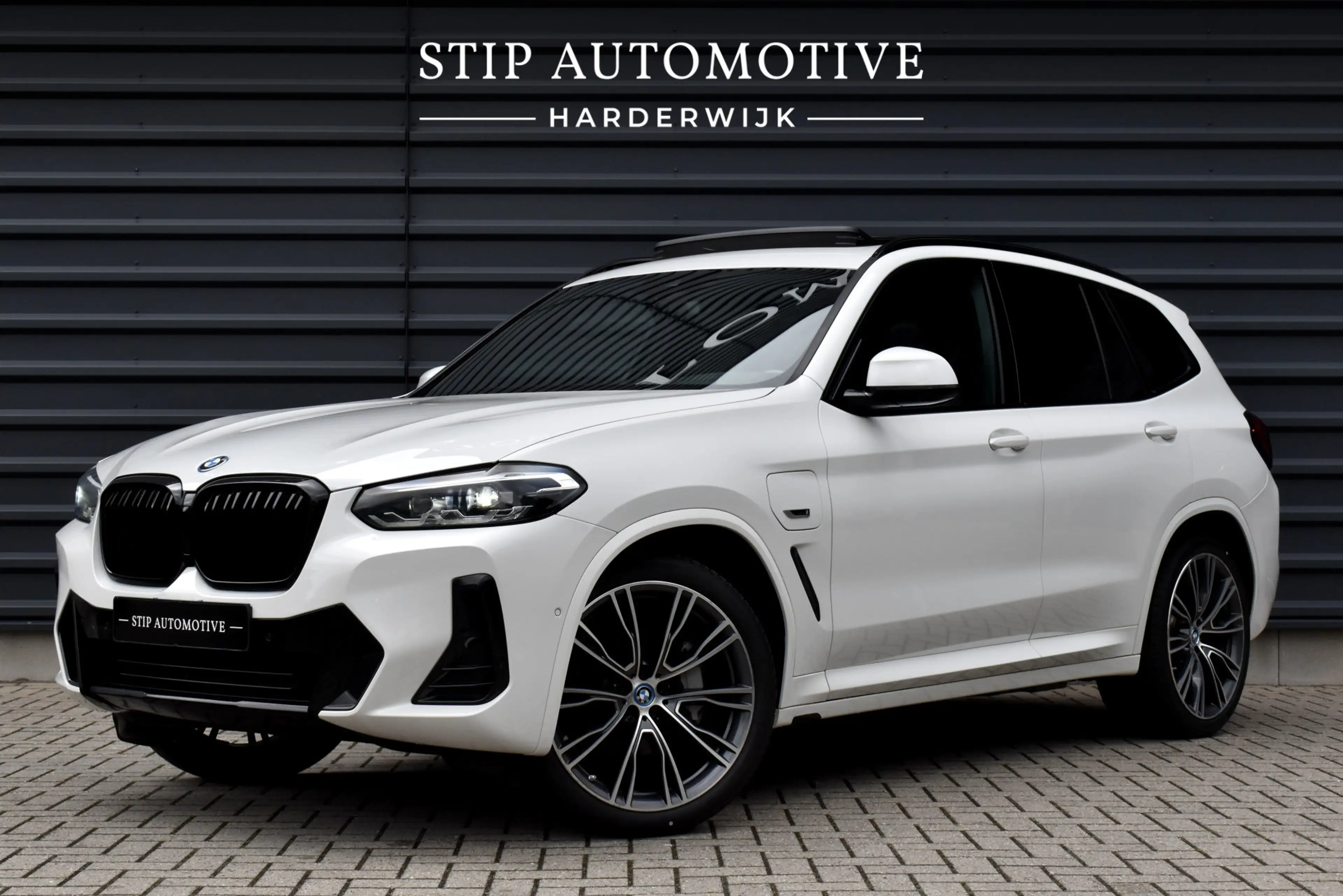 BMW X3 xDrive30e M Sport | Pano | 21'' Wielen | Camera |