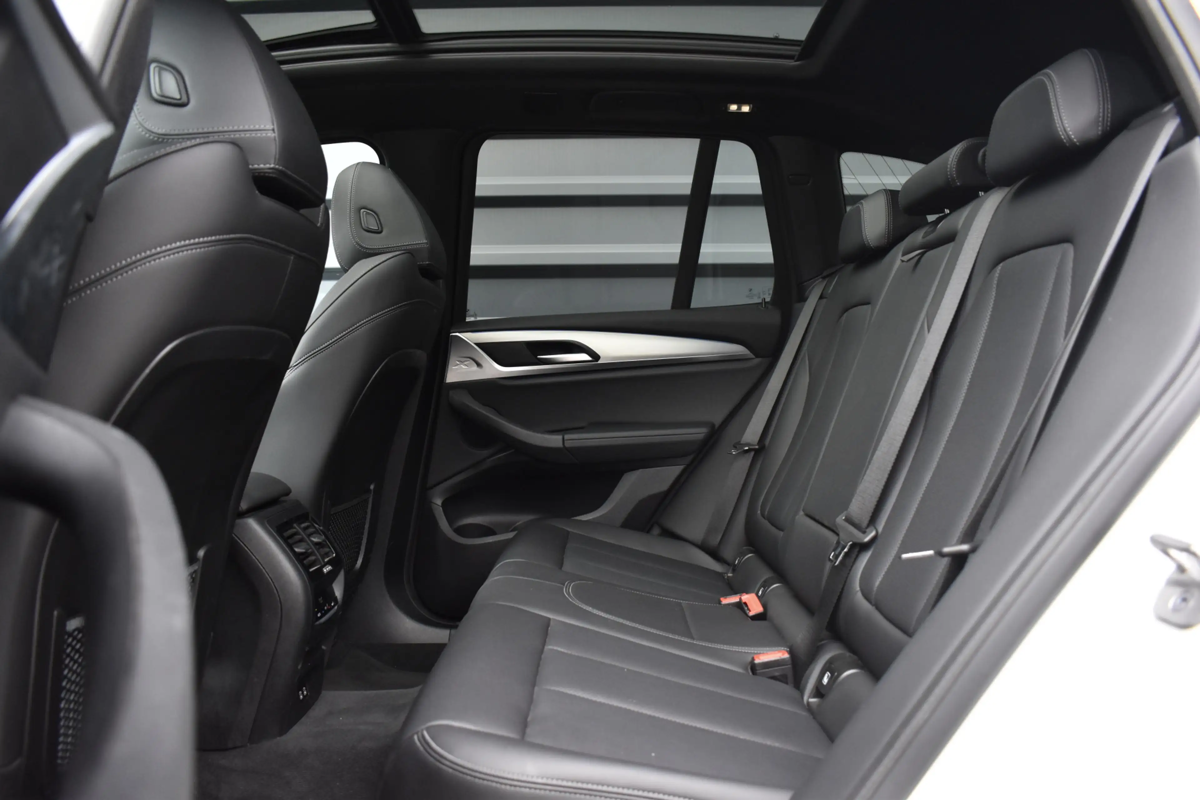BMW X3 xDrive30e M Sport | Pano | 21'' Wielen | Camera | — photo 7