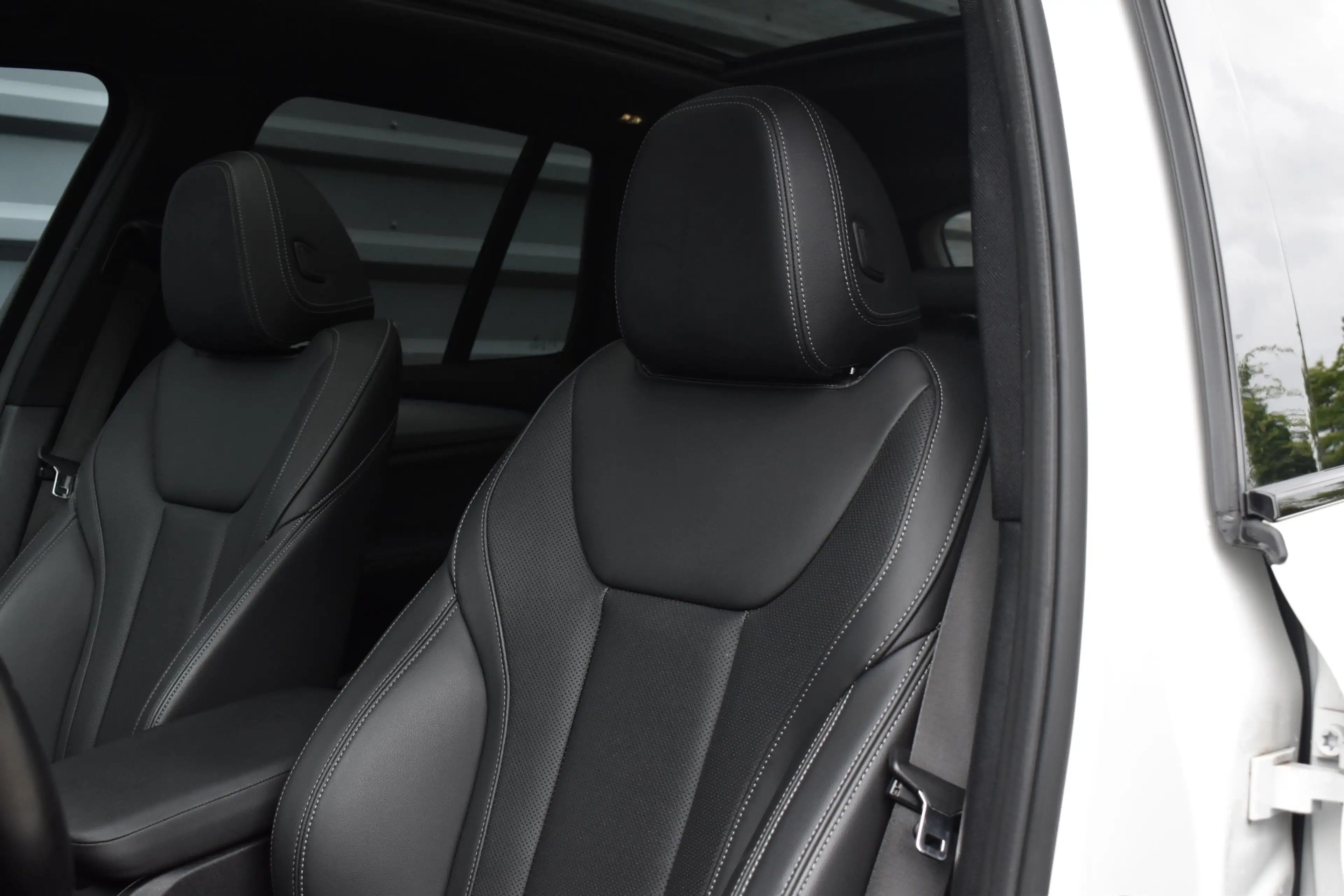 BMW X3 xDrive30e M Sport | Pano | 21'' Wielen | Camera | — photo 21