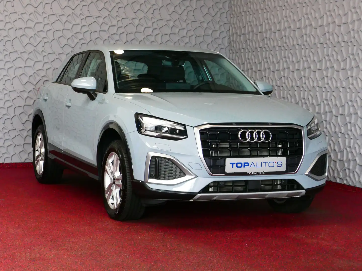 Audi Q2 35 TFSI 1.5 S EDITION 150PK AFN.TREKHAAK VIR.COCKP Grijs - 2