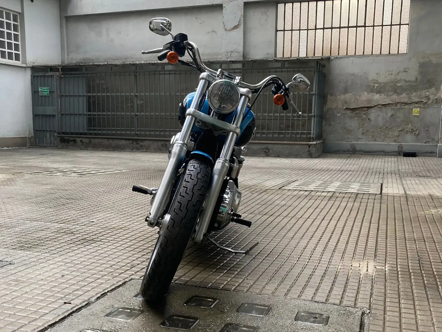 Harley-Davidson Dyna Super Glide FXDC Niebieski - 1
