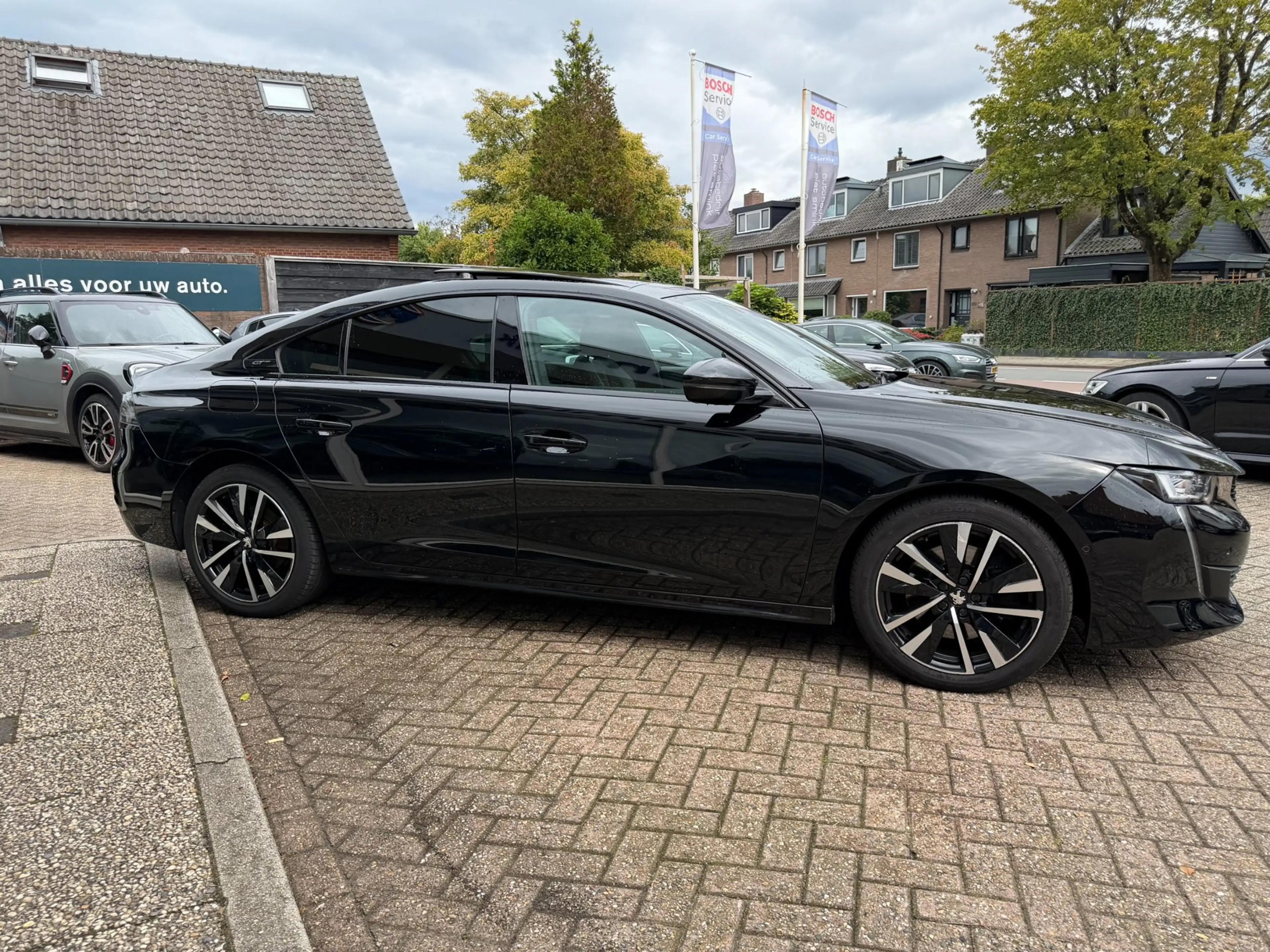 Peugeot 508 1.6 PureTech First Edition — photo 4