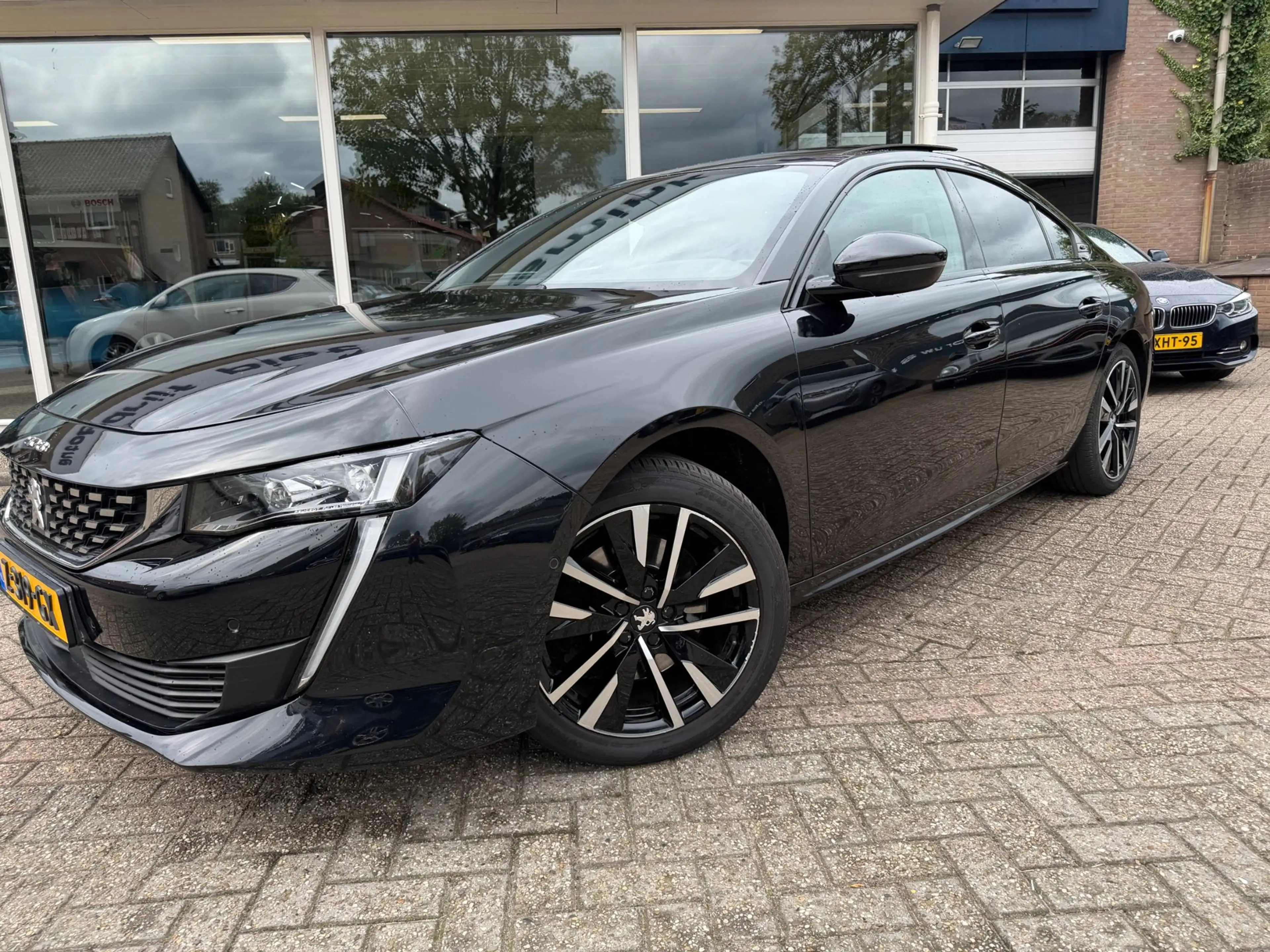 Peugeot 508 1.6 PureTech First Edition — photo 2