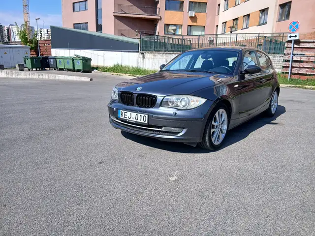BMW 120