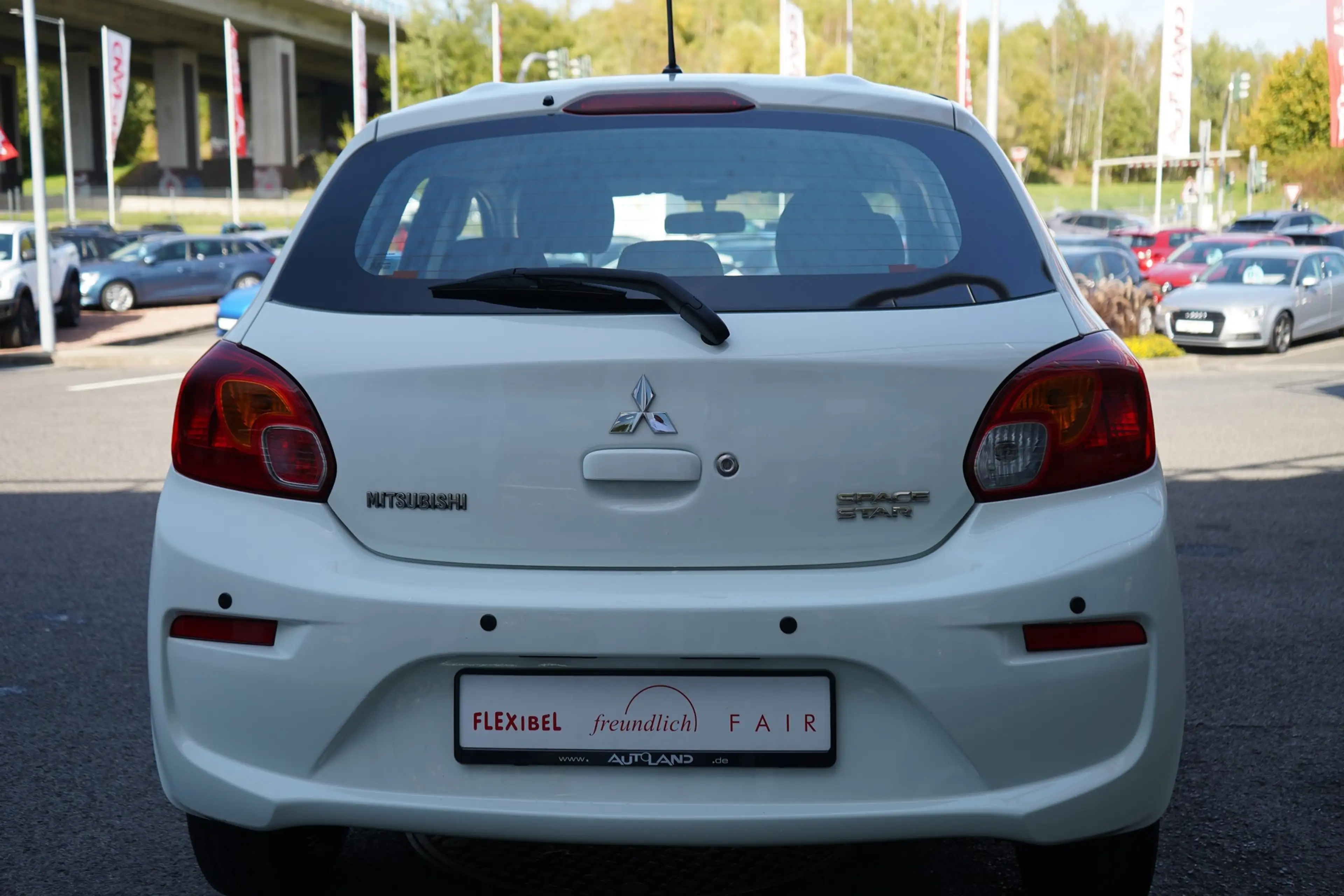 Mitsubishi Space Star 1.0 Active PDC Freisprechanlage AUX — photo 5