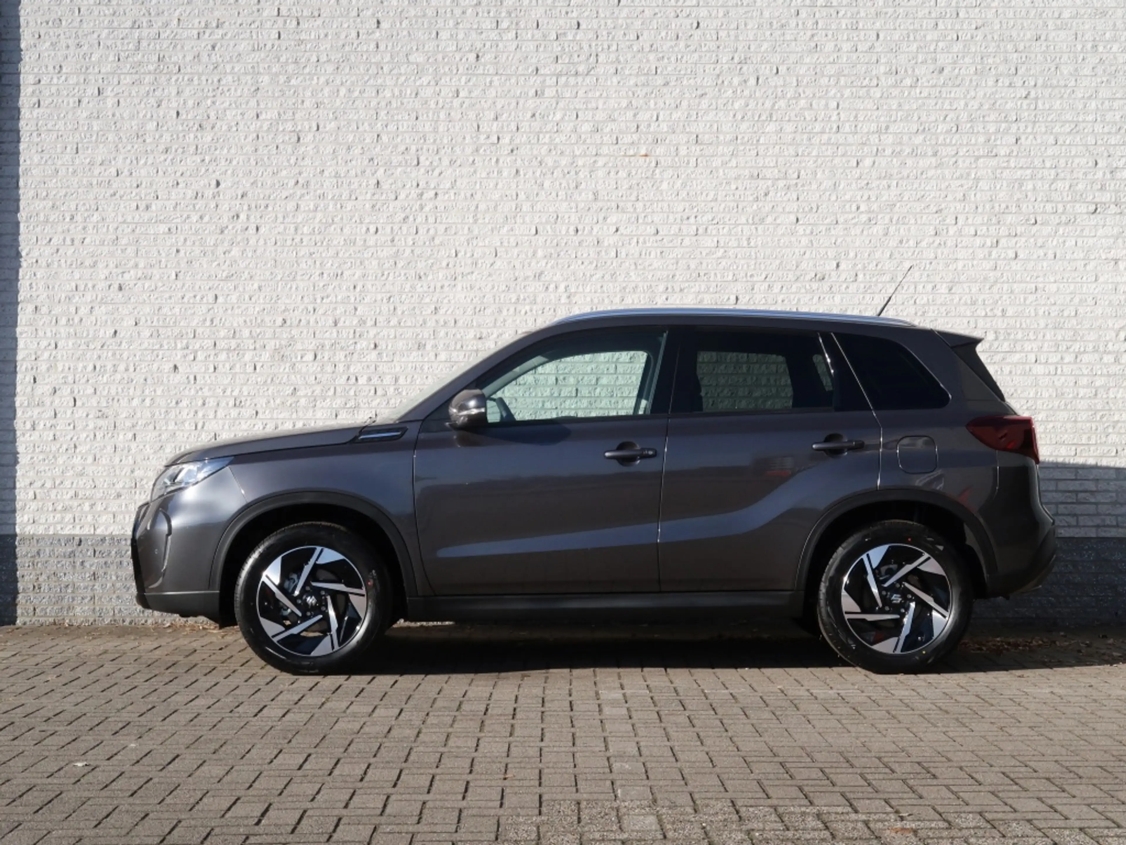 Suzuki Vitara 1.4 Boosterjet Style Smart Hybrid | Navigatie | Ca — photo 4