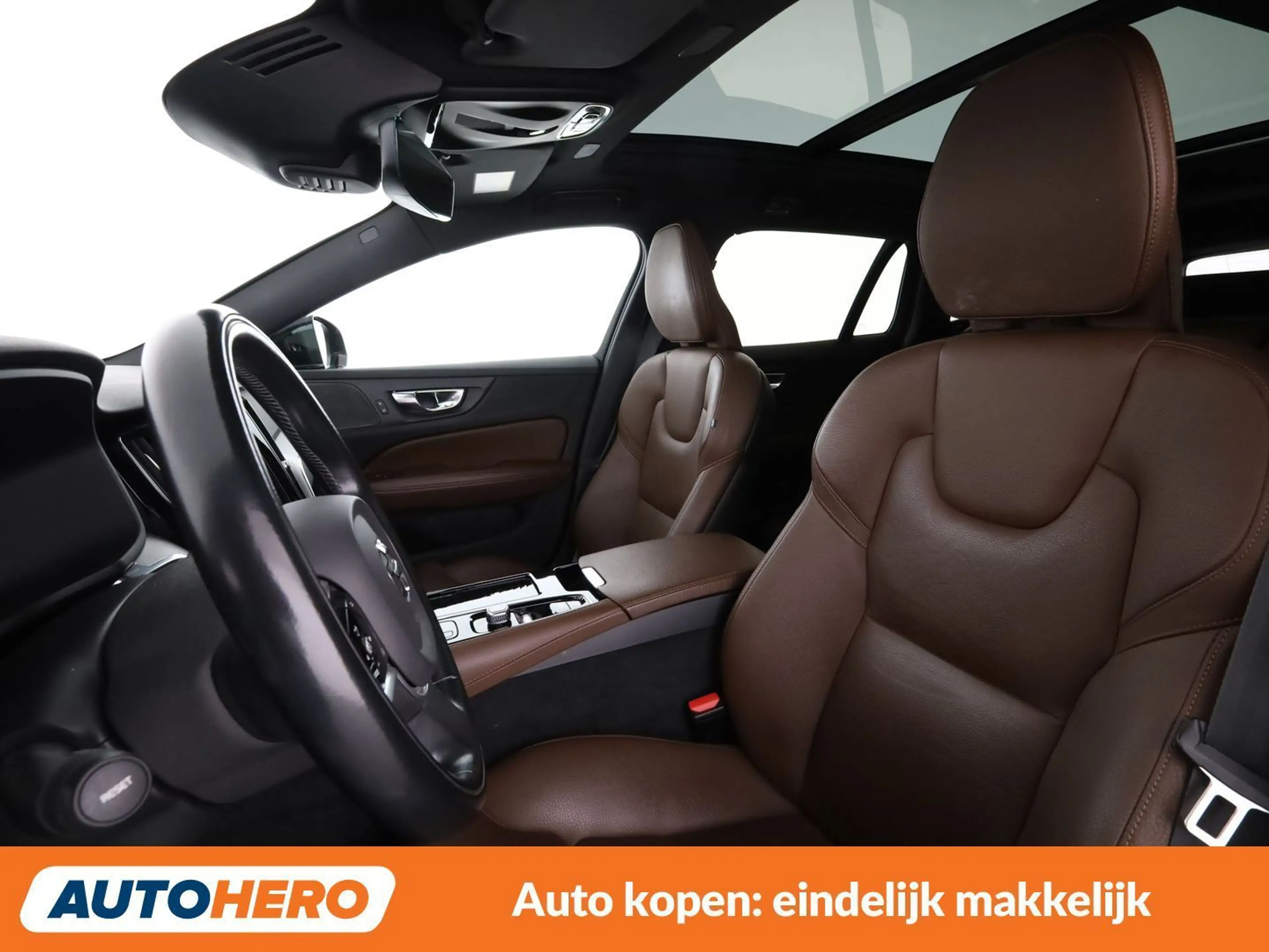 Volvo V60 2.0 T8 Plug-in Hybrid Inscription AWD — photo 11