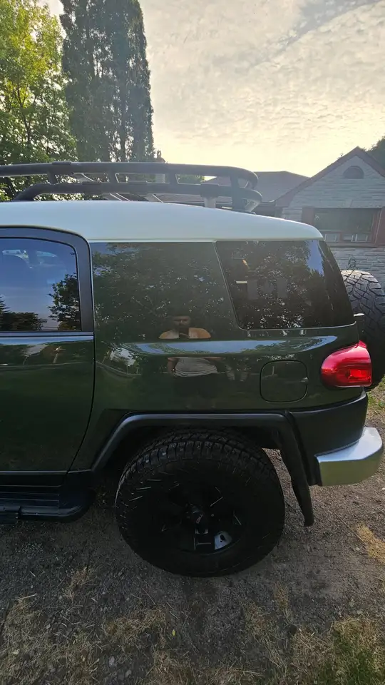 Toyota FJ Cruiser photo Toyota FJ Cruiser