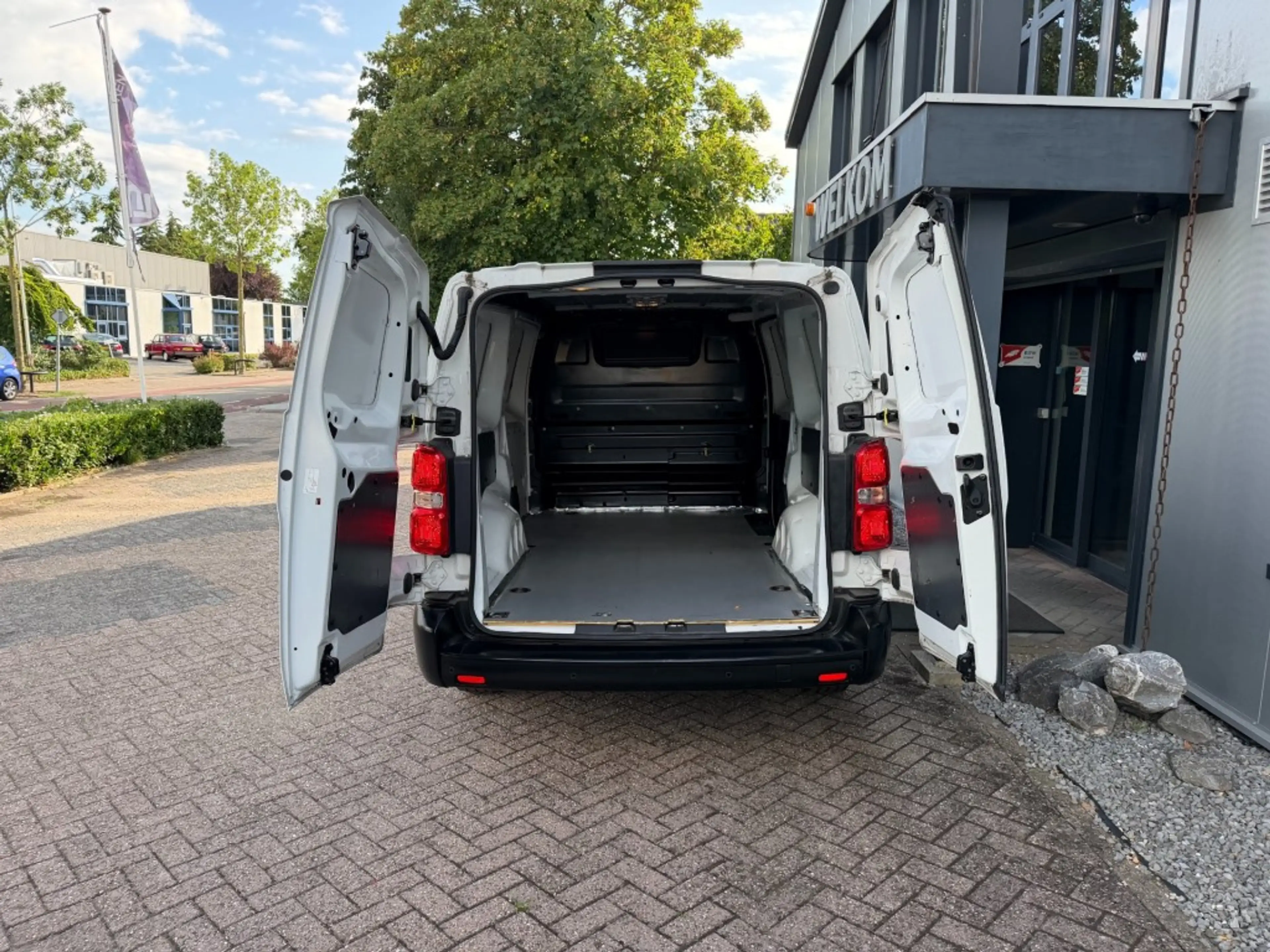 Peugeot Expert 2.0 MultiJet Extra Lang L3H1 145PK Navi Camera App — photo 5