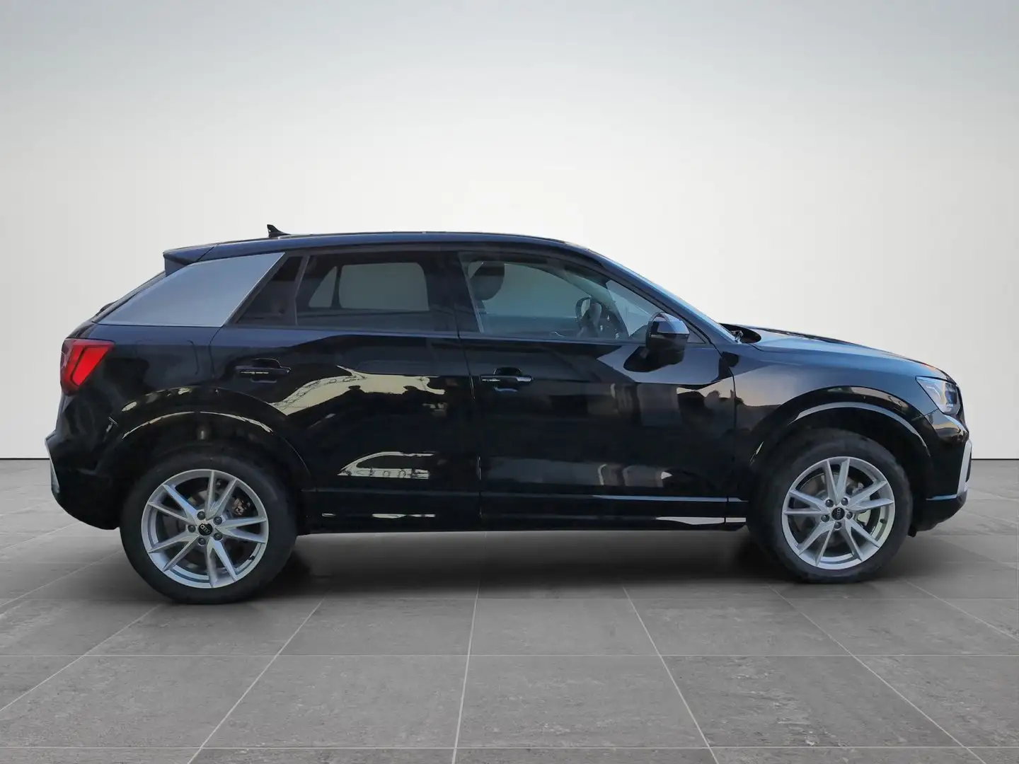 Audi Q2 35 TDI admired Schwarz - 2