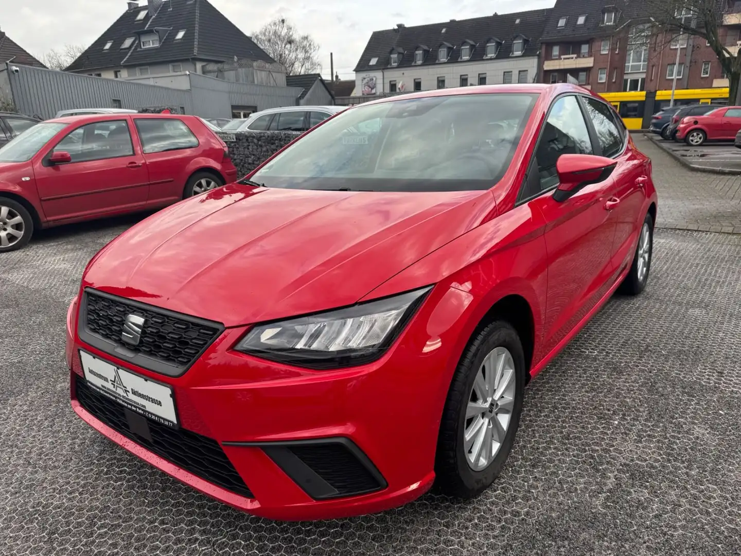 SEAT Ibiza Reference ALU LED 1.Hand Rot - 2