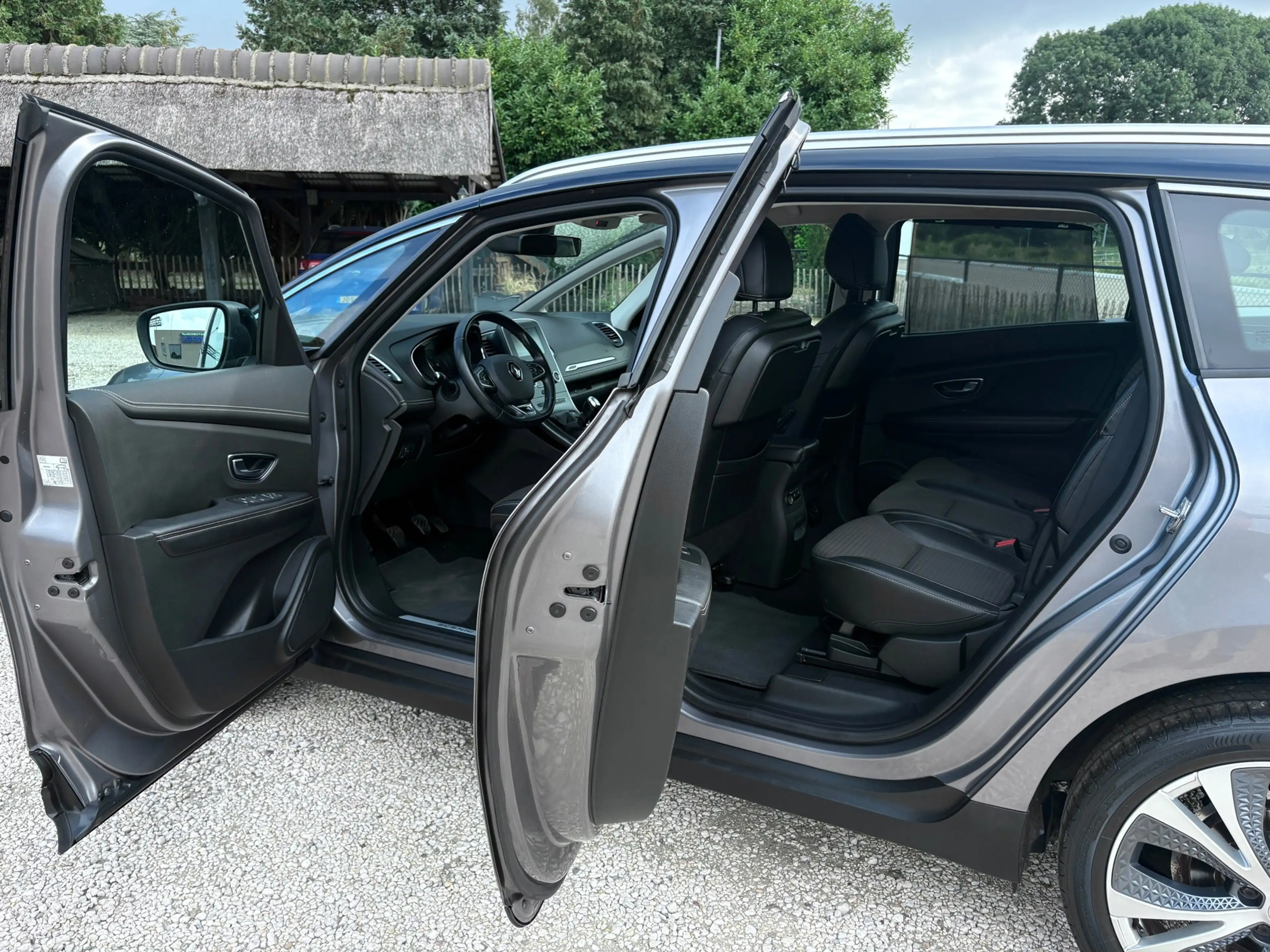 Renault Grand Scenic 1.2 TCe Intens 7p. Ambiente, Keyless, Vol! — photo 8