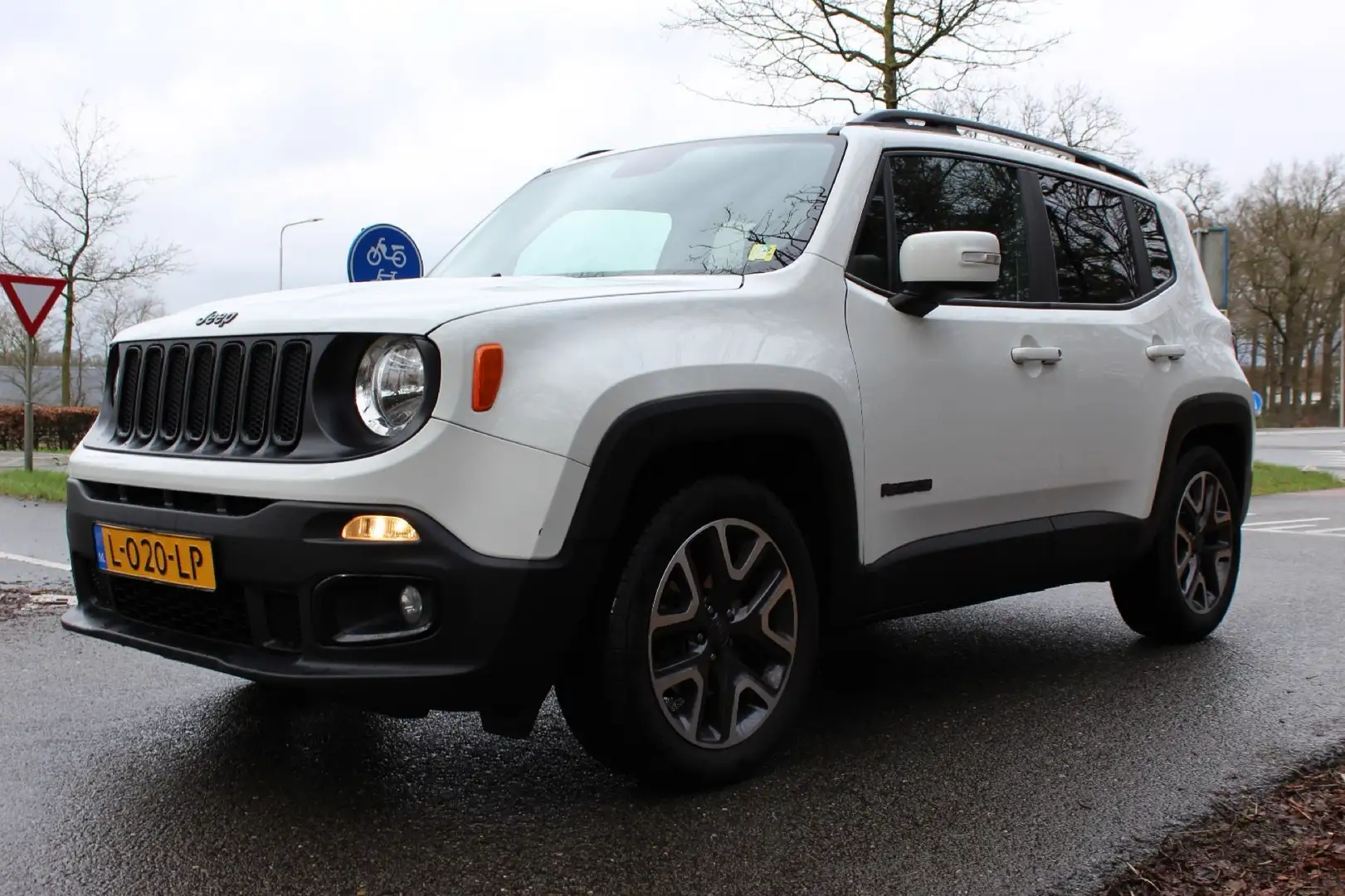 Jeep Renegade 1.6 E-Torq Longitude Weiß - 2