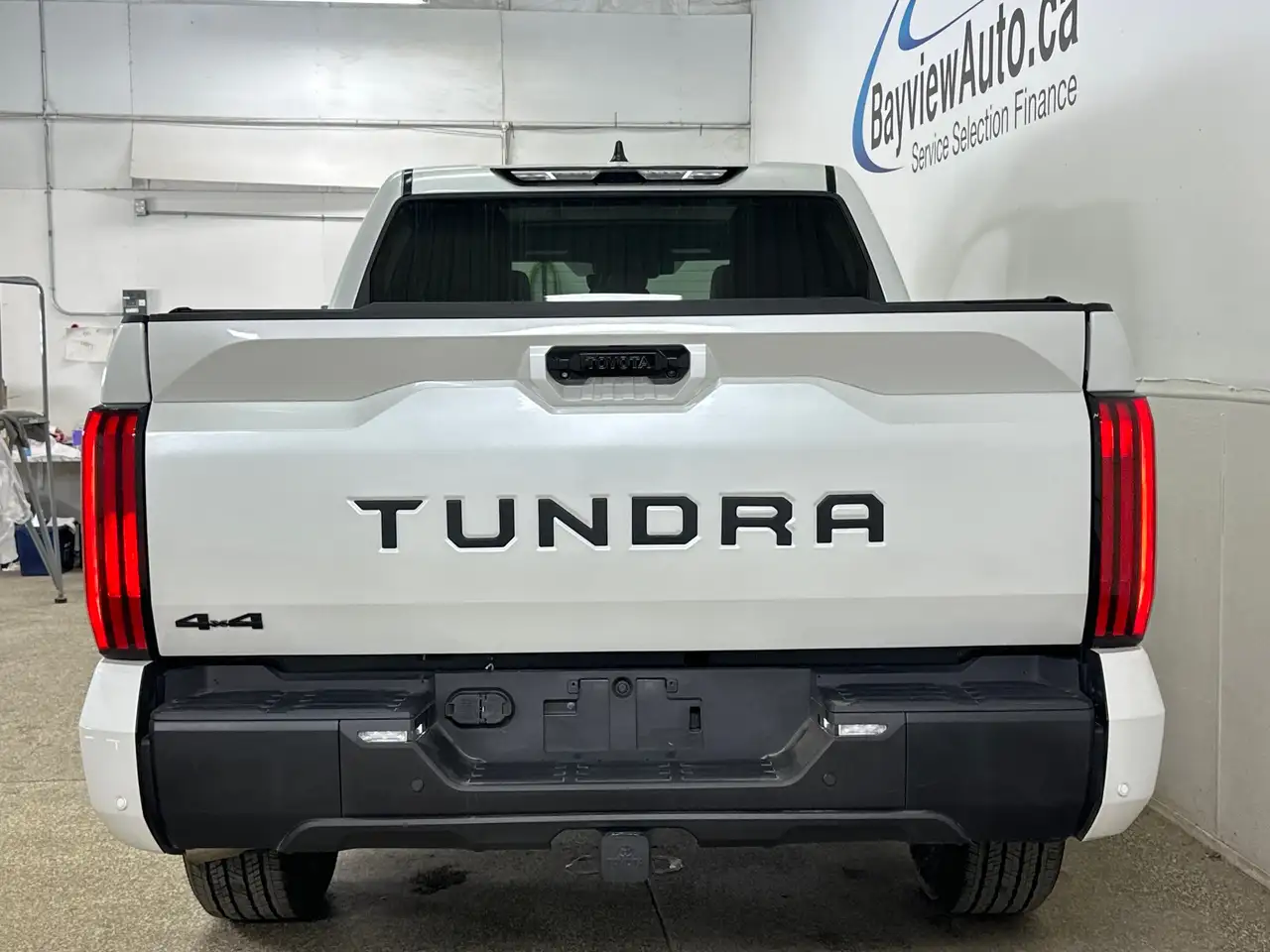 Toyota Tundra снимка Toyota Tundra
