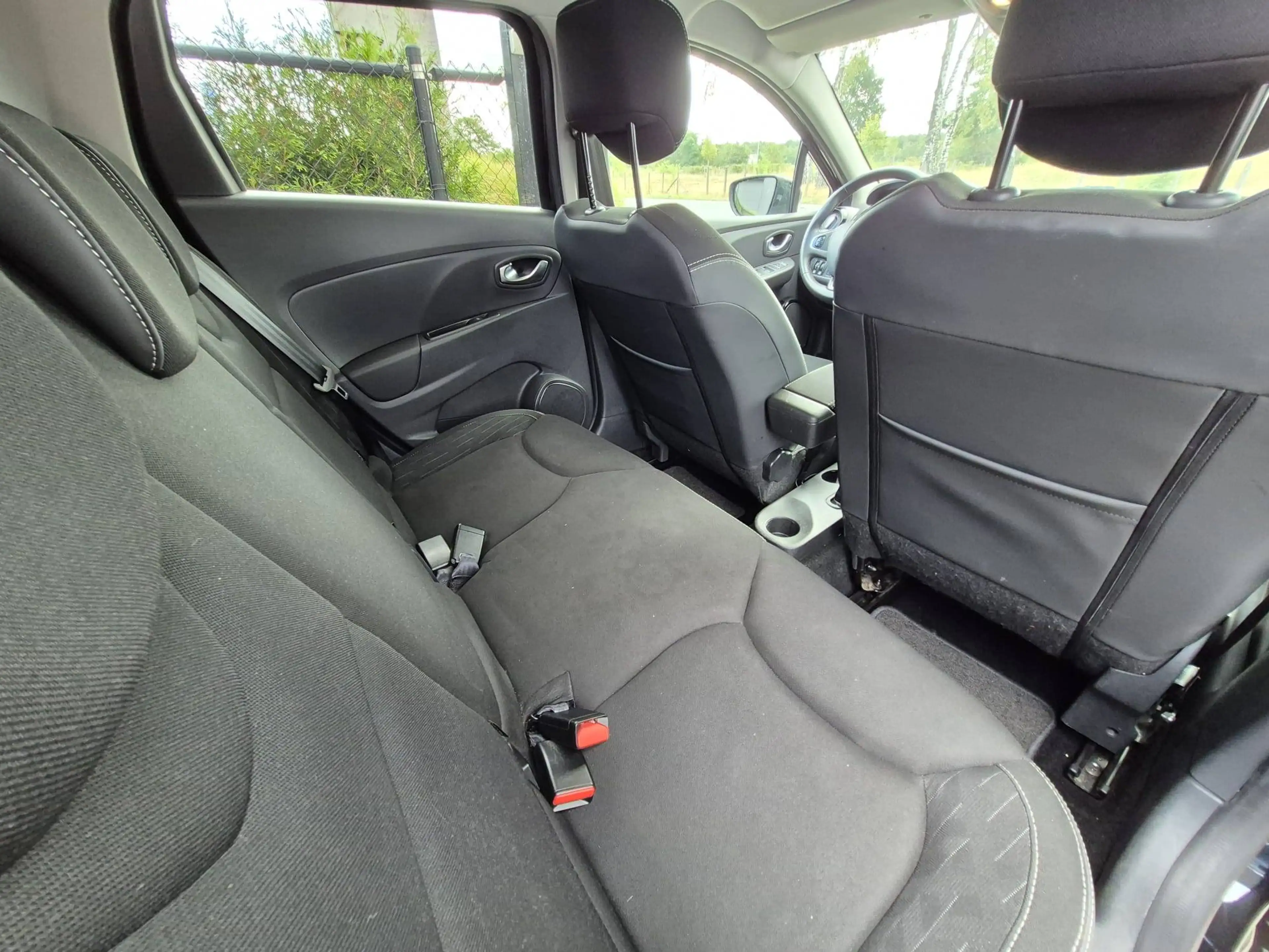 Renault Clio 0.9 TCe Limited / Euro 6d / 12 mnd waarborg — photo 14