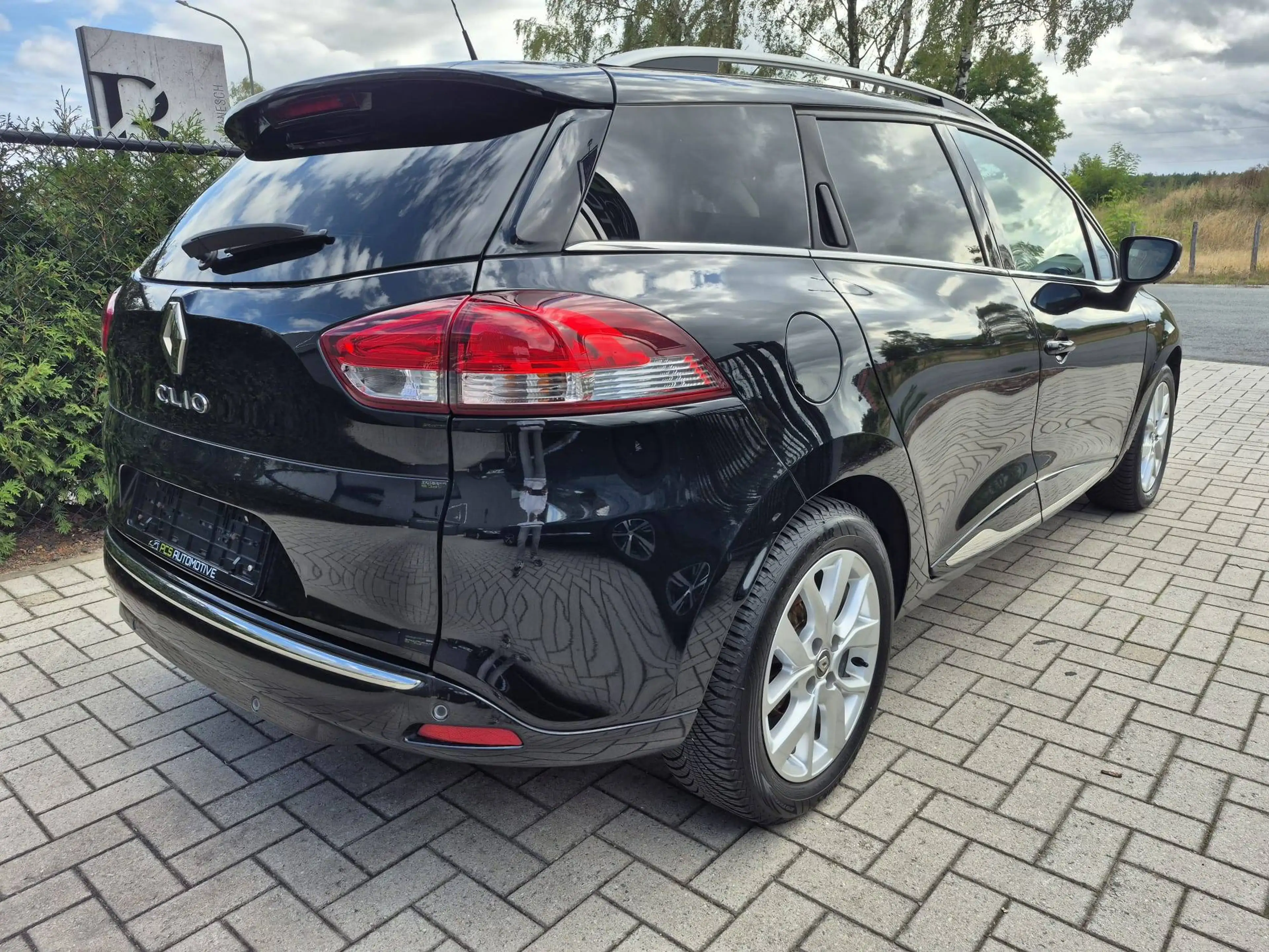 Renault Clio 0.9 TCe Limited / Euro 6d / 12 mnd waarborg — photo 4