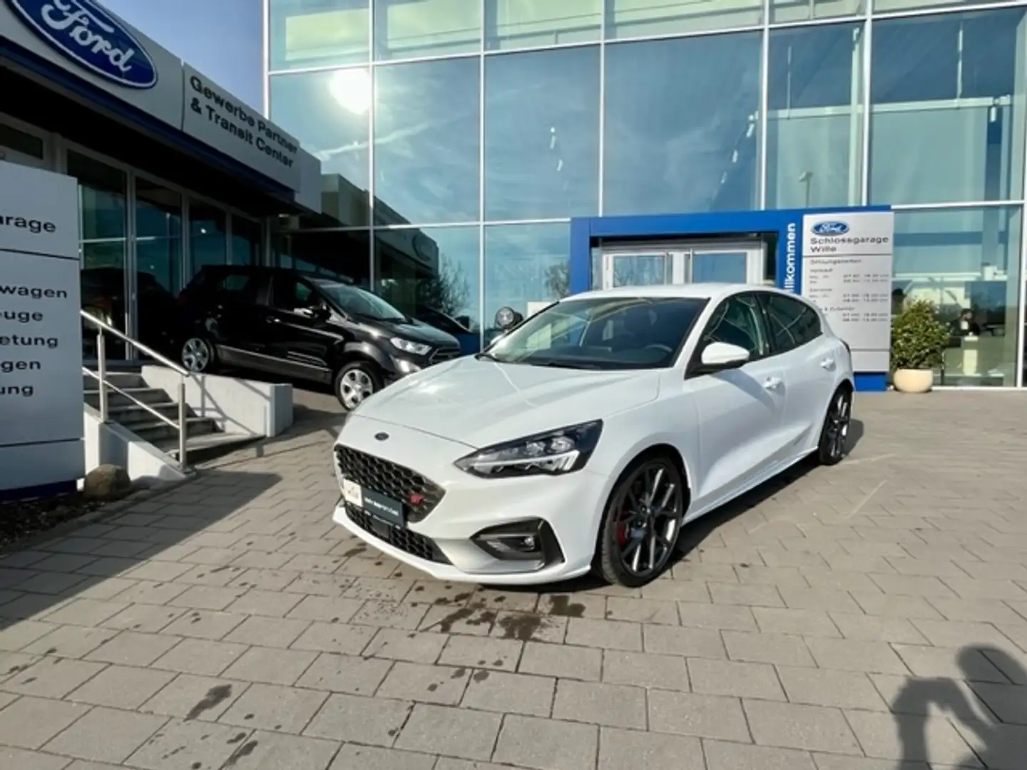 Ford Focus ST Styling/Performance/Techno/Winter-Paket Weiß - 2