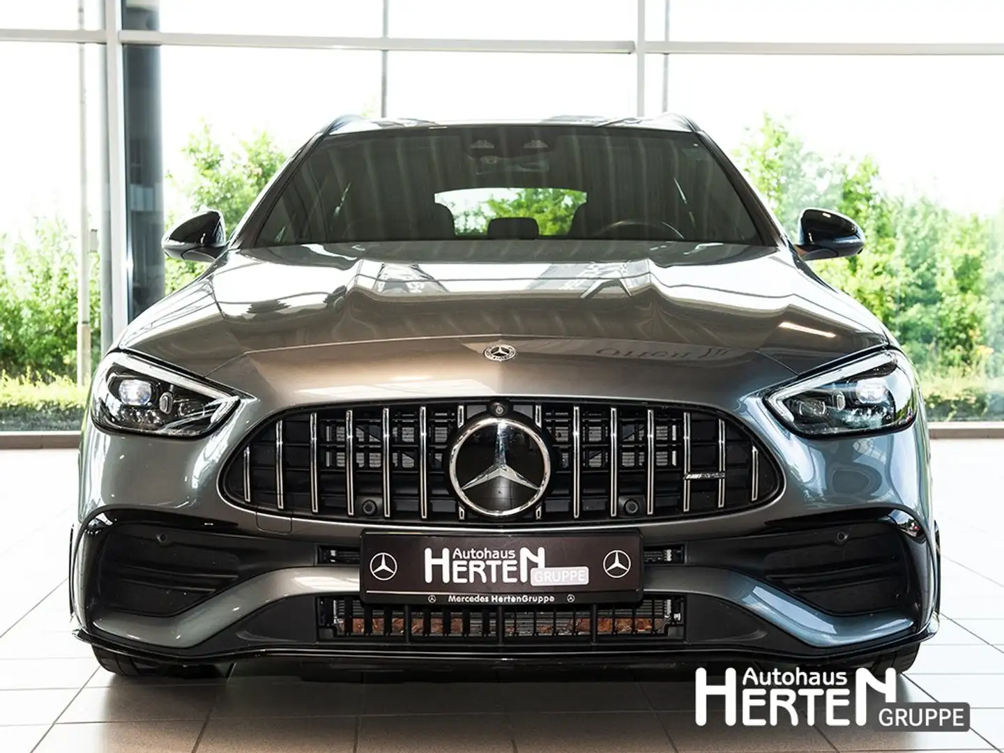 Mercedes-Benz C 43 AMG AMG C 43 T 4M+PANO+NIGHT+DIGITAL-L.+360°+AHK+SHZ Šedá - 2