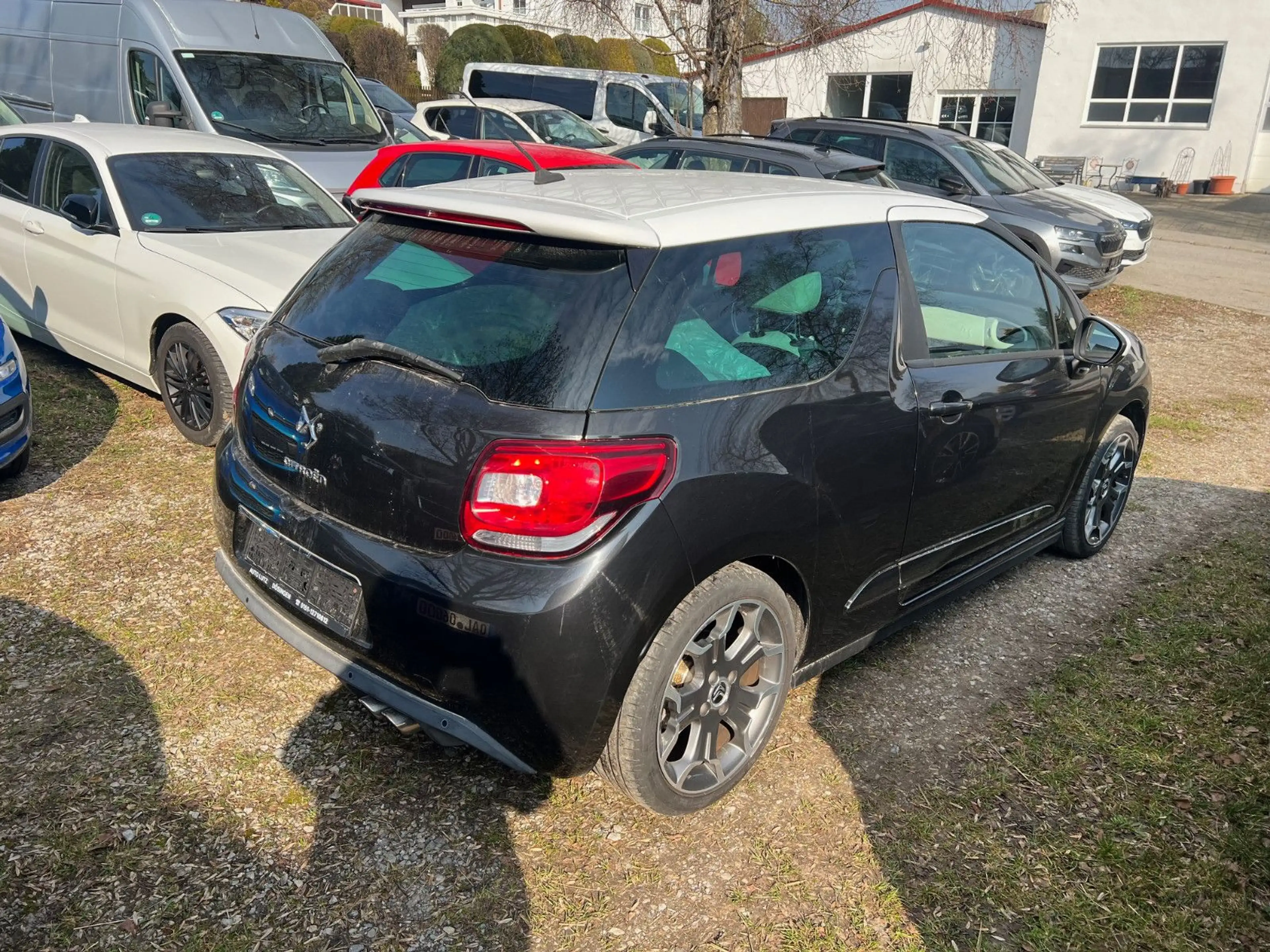Citroen DS3 Ultra-Prestige 1,6 HDI FAP NAVI — photo 4