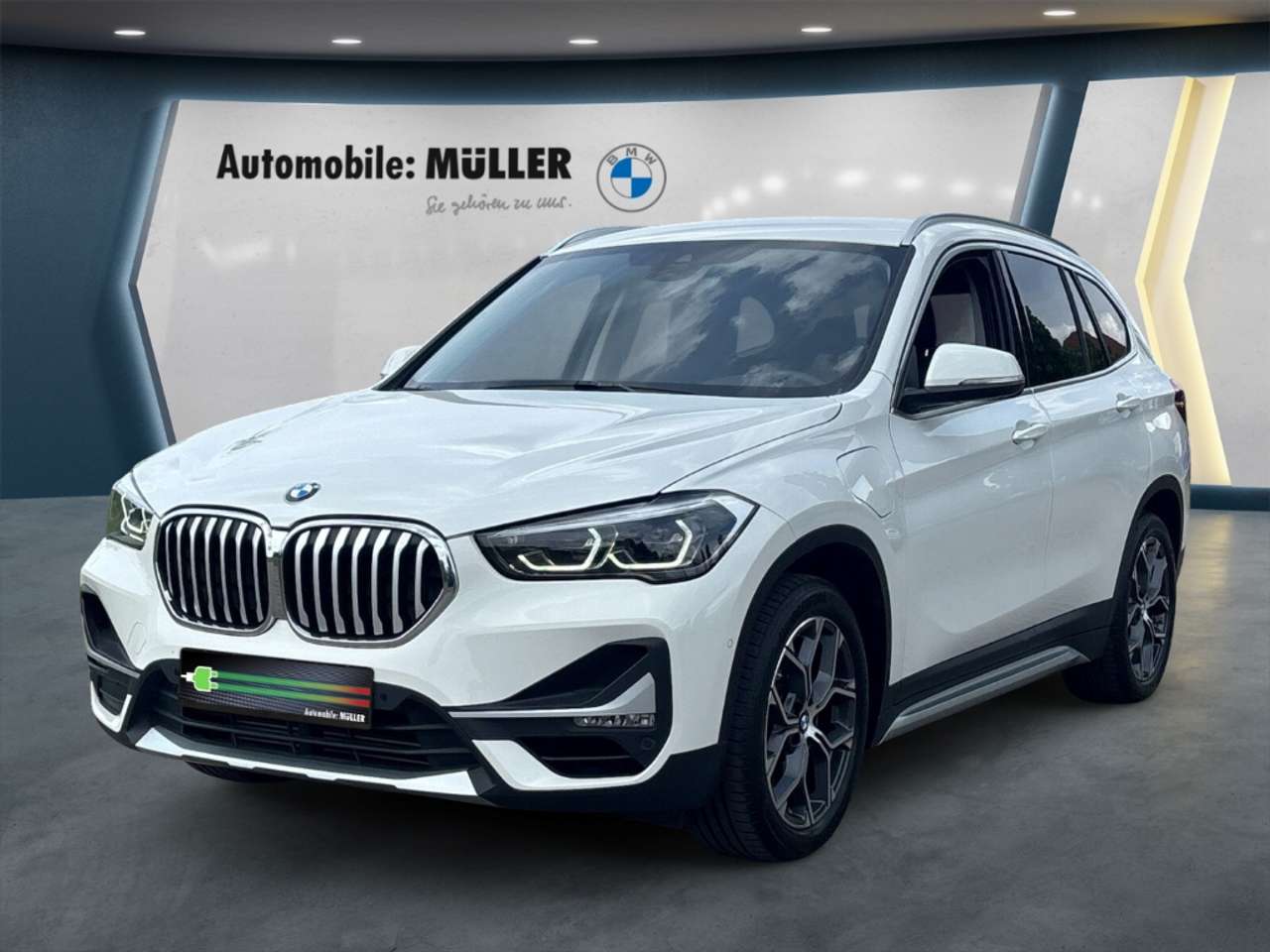 BMW X1 2021 — xDrive 25e X-Line+AHK+LED+KEYLESS GO+DAB+