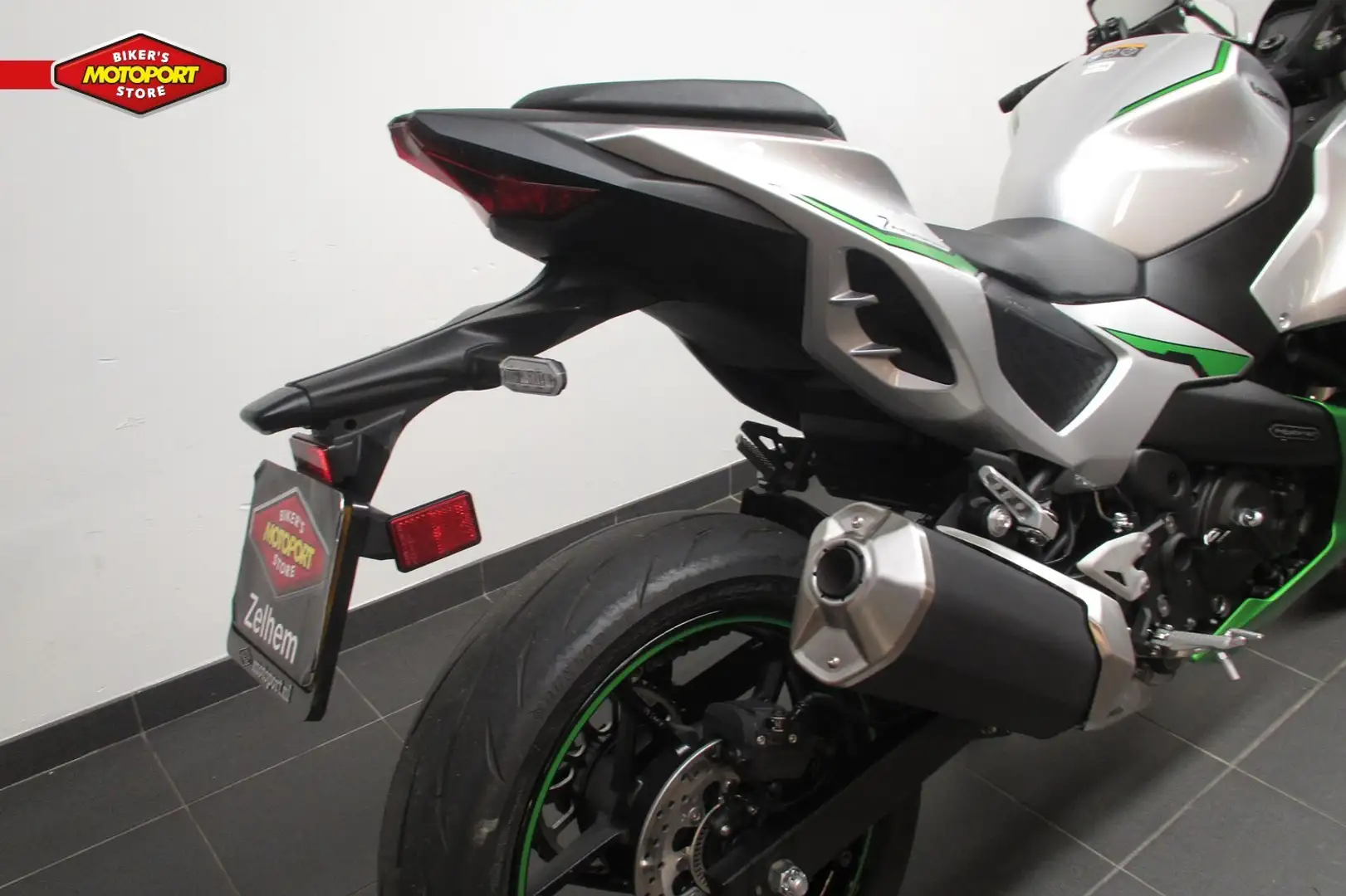 Kawasaki Ninja 7 Hybrid Šedá - 2