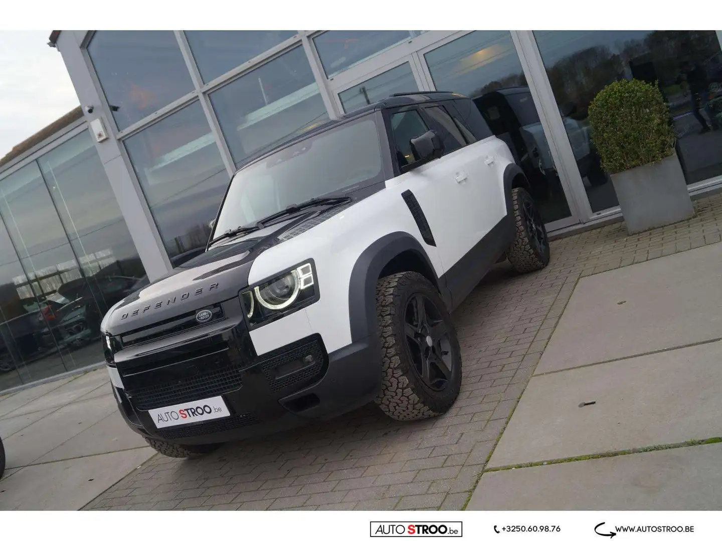 Land Rover Defender D250 HARDTOP SE LICHTE VRACHT Blanc - 2