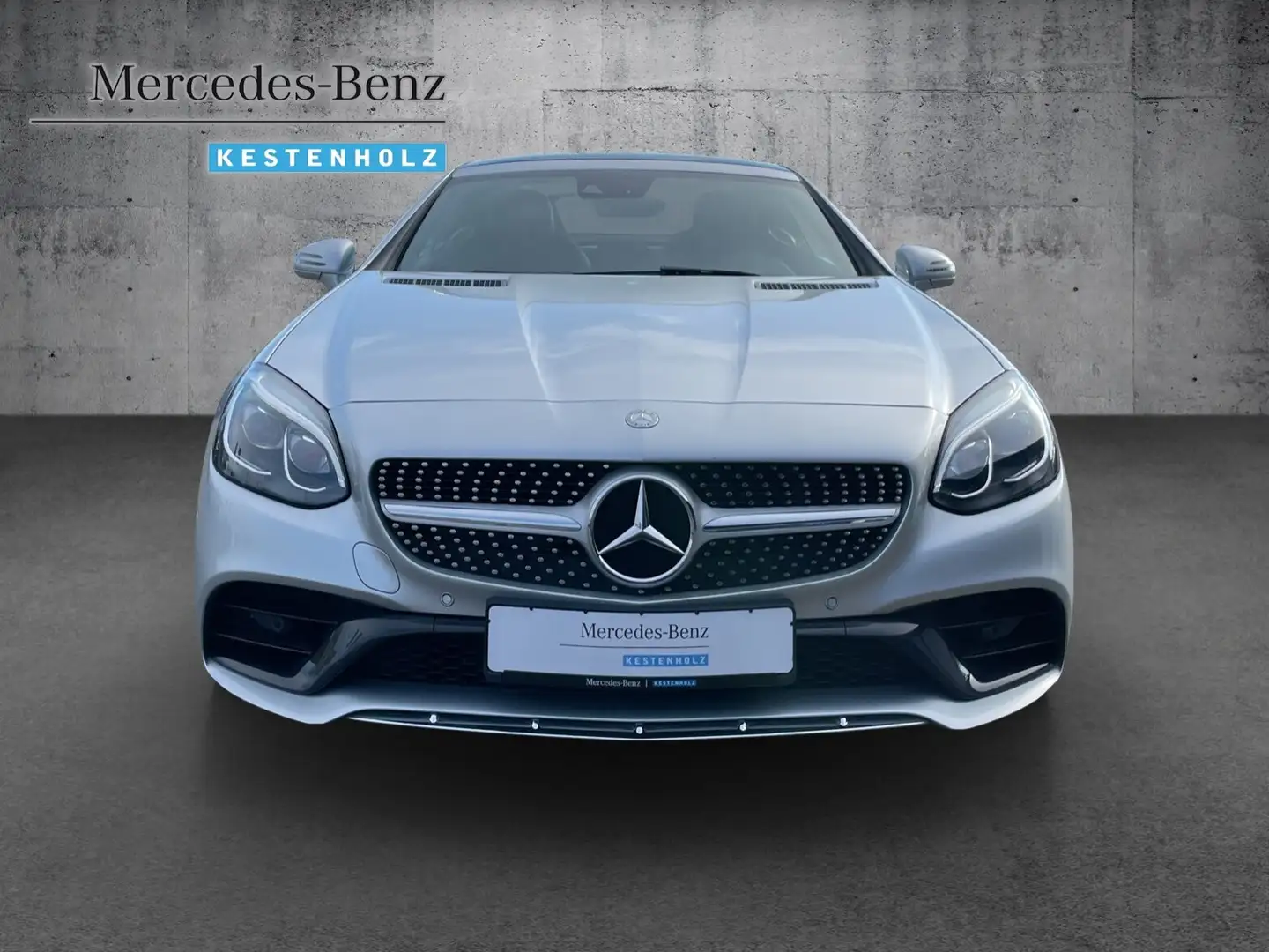 Mercedes-Benz SLC 300 SLC 300 AMG+COMAND+MEMORY+ILS+LEDER+TOTWINKEL Navi Argintiu - 2