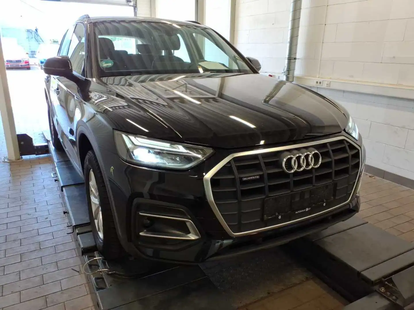Audi Q5 50 TFSI e qu. Navi*virtual*PDC*SHZ Zwart - 2