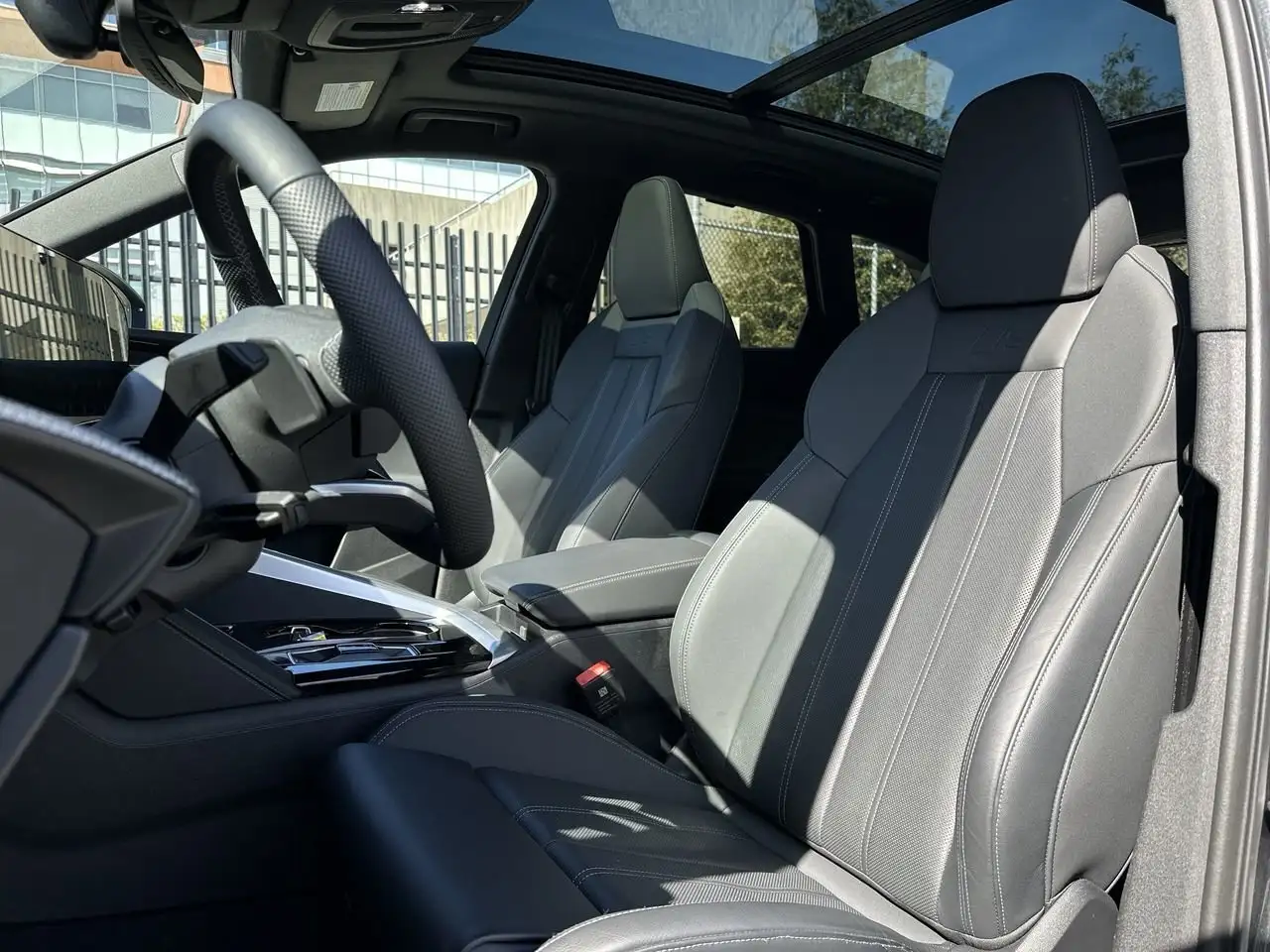 Audi Q5 снимка Audi Q5