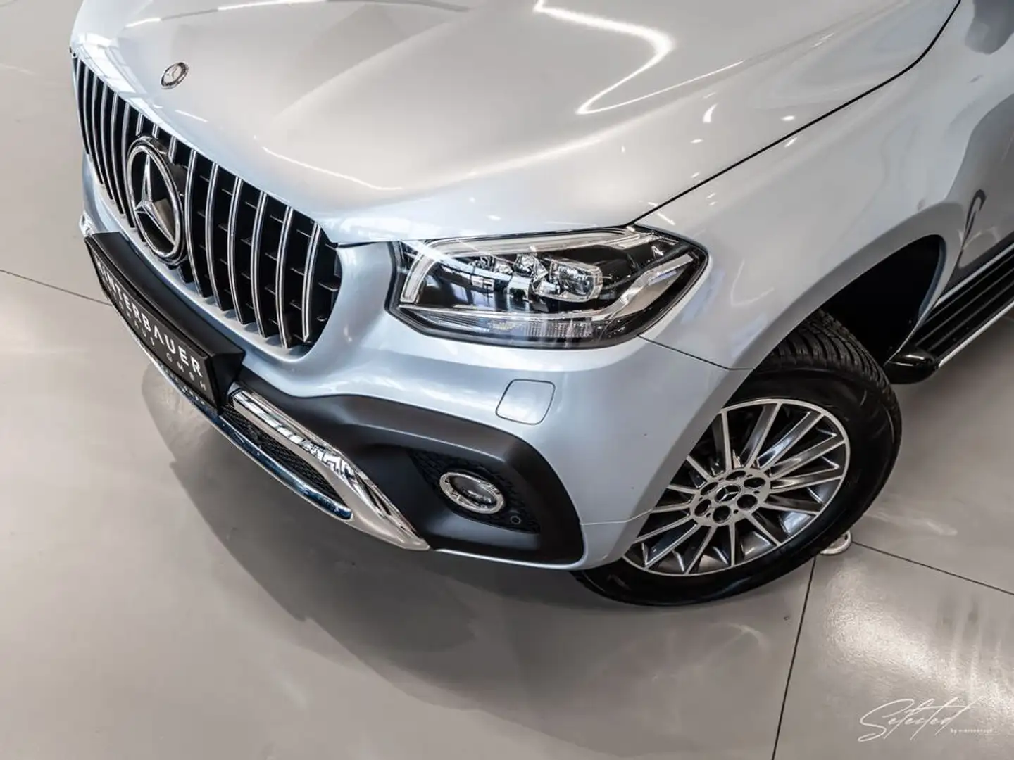 Mercedes-Benz Sonstige X250d 4Matic Doppelkabine*LED*SITZHEIZ*TEMPOMAT* Silber - 2