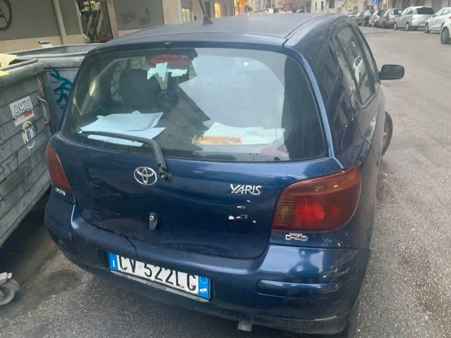 Toyota Yaris Blu/Azzurro - 1