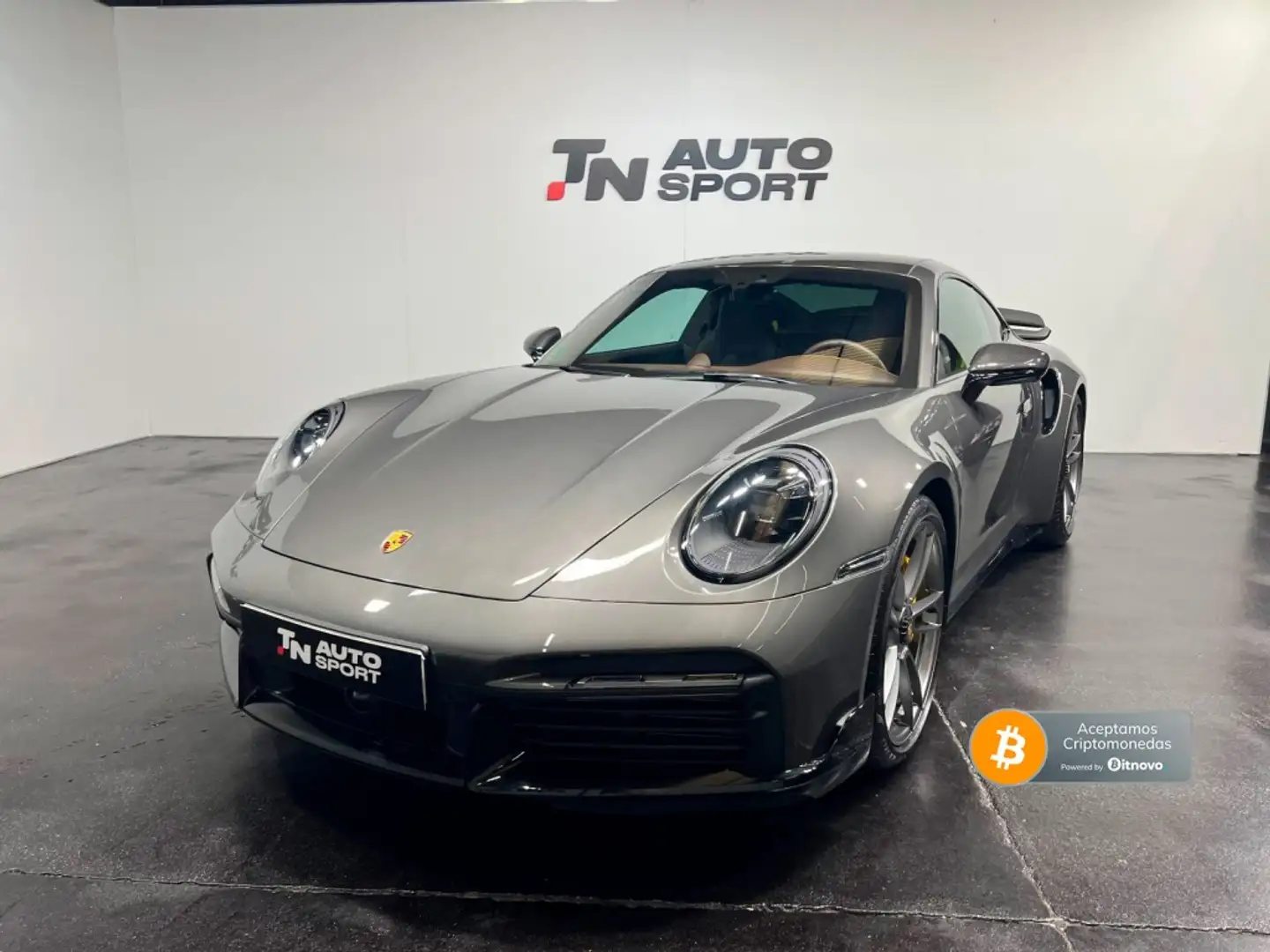 Porsche 992 Turbo S Coupé PDK Gris - 1