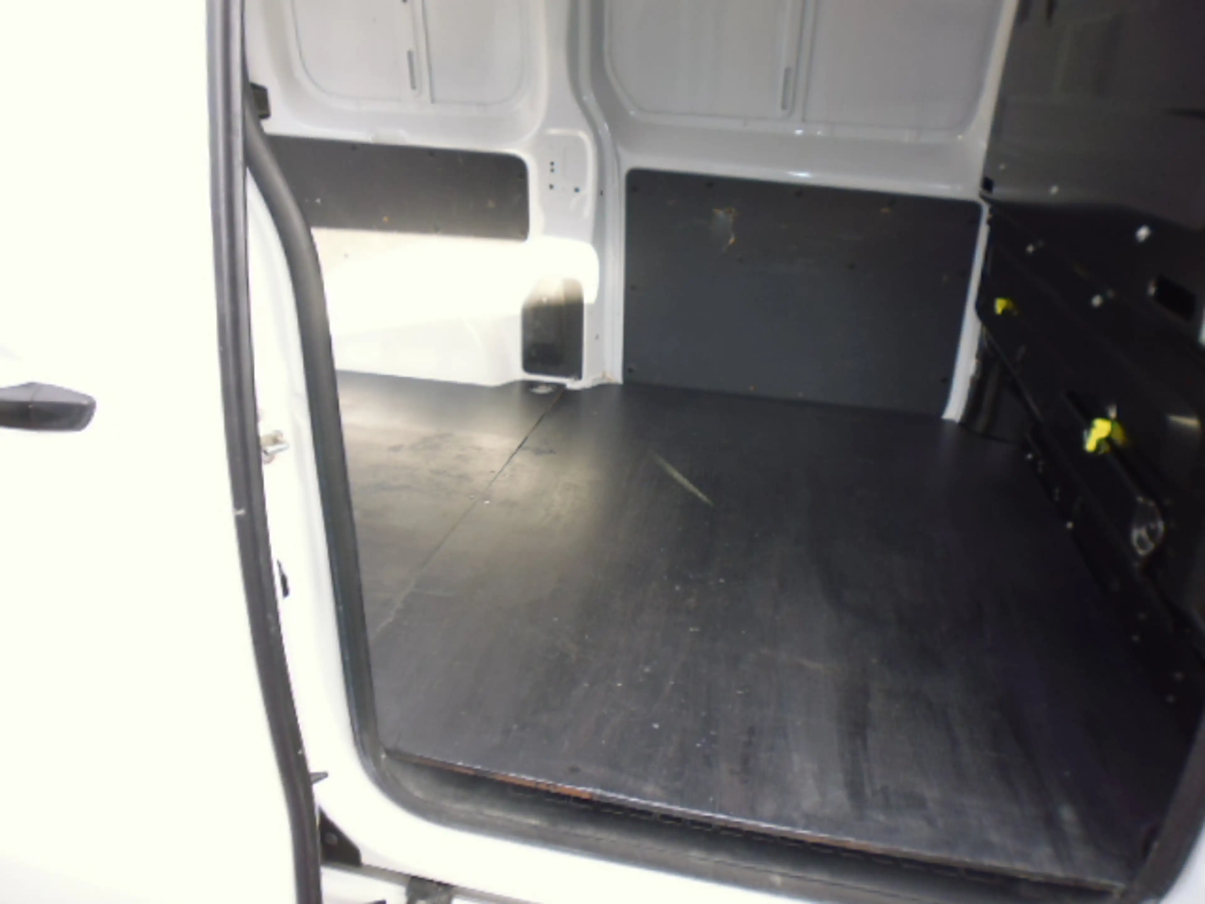 Fiat Scudo L2 SX mit Grip Control, Moduwork Funktion, DAB, NAV 7", Kamera hinten, netto 17.395,00 € — photo 12