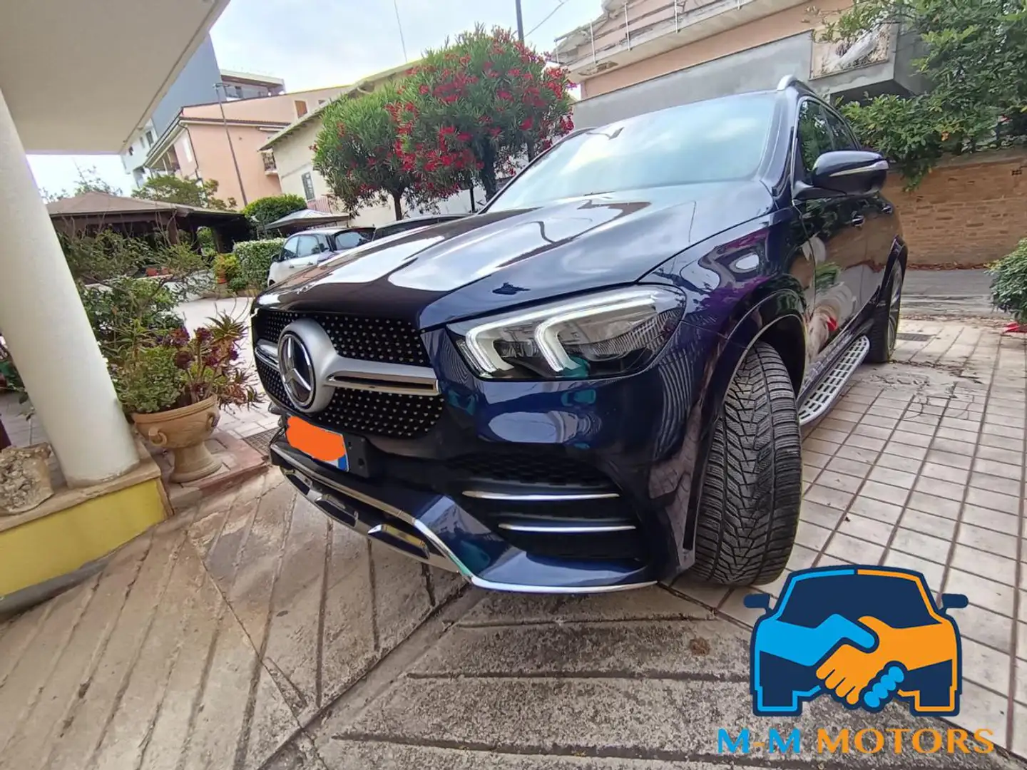 Mercedes-Benz GLE 300 d 4Matic AMG Executive Blau - 1