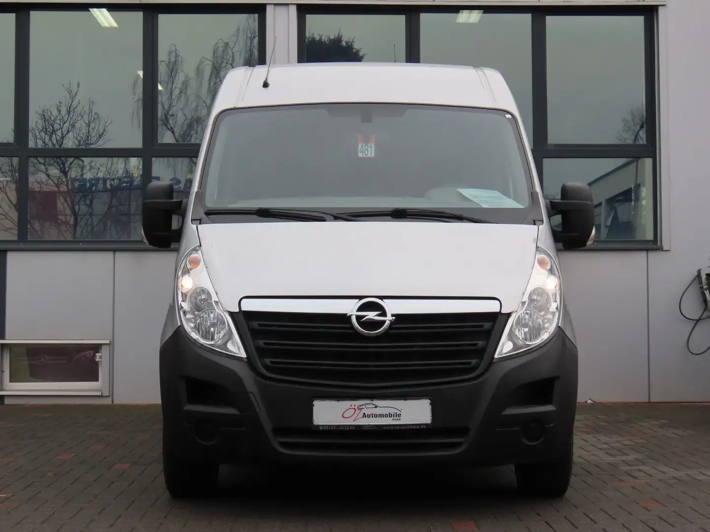 Opel Movano 2.3CDTI Behindertengerecht Rampe Bett Argent - 2