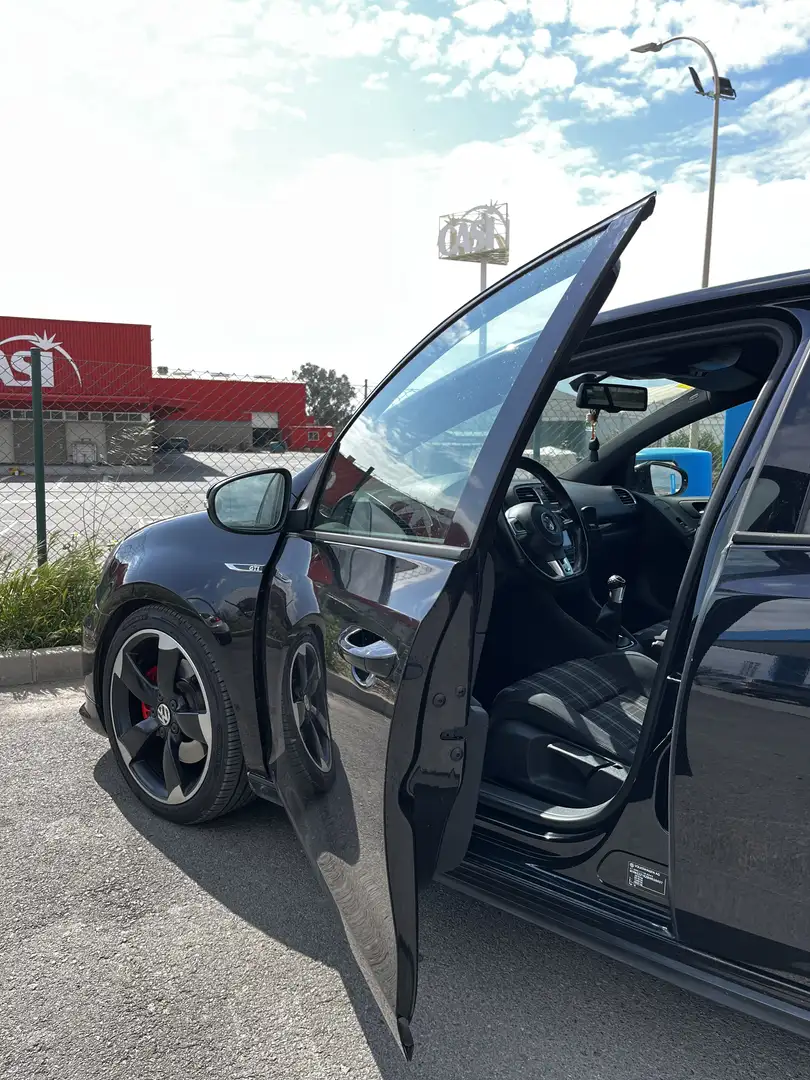Volkswagen Golf GTI 2.0 TSI - 1