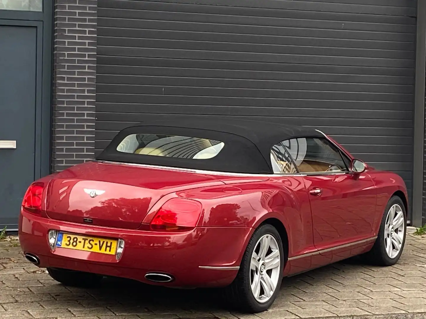 Bentley Continental GTC 6.0 W12 1EIGENAAR/NL-AUTO/YOUNGTIMER/TOPSTAAT! Rouge - 2