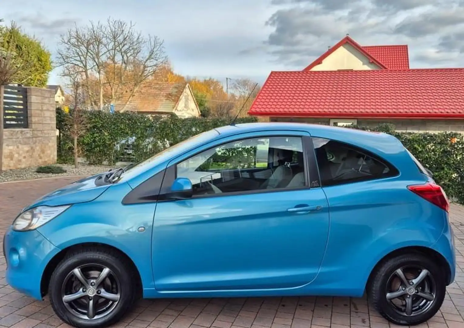 Ford Ka/Ka+ Ka 1.3i Trend Bleu - 2