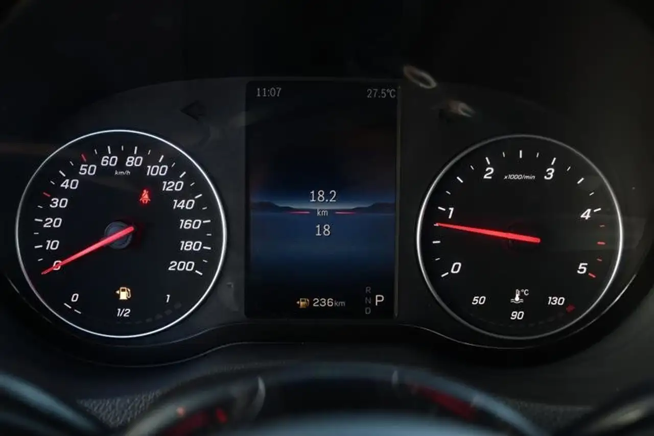 Mercedes-Benz Sprinter снимка Mercedes-Benz Sprinter