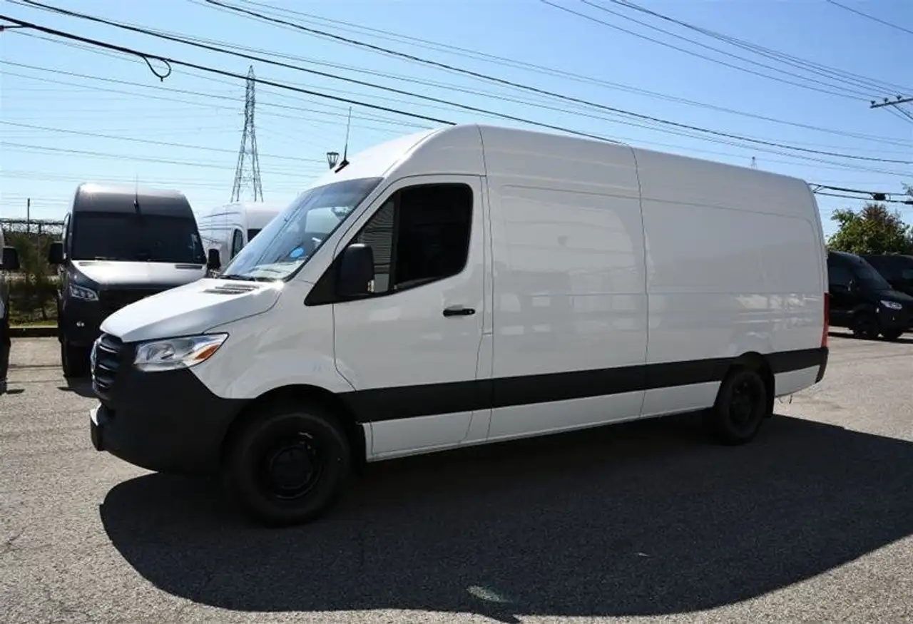 Mercedes-Benz Sprinter снимка Mercedes-Benz Sprinter