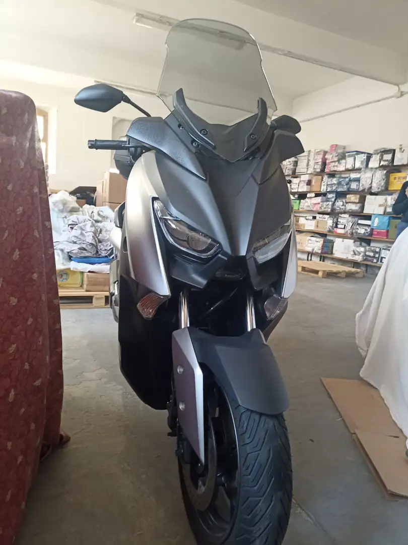 Yamaha X-Max 300 - 1