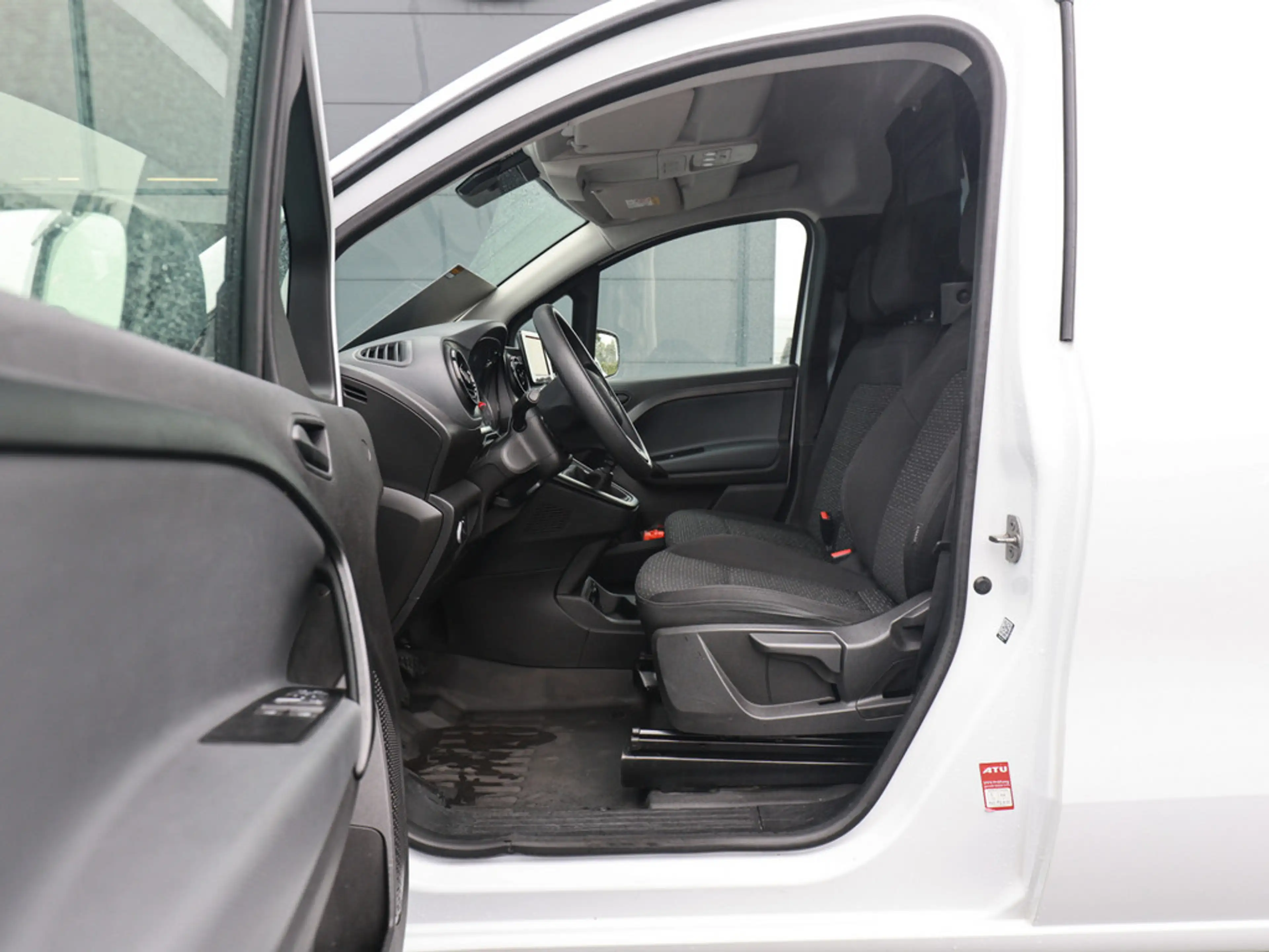Mercedes-Benz Citan 112 CDI Kasten BASE Lang Kamera DAB Ein — photo 11