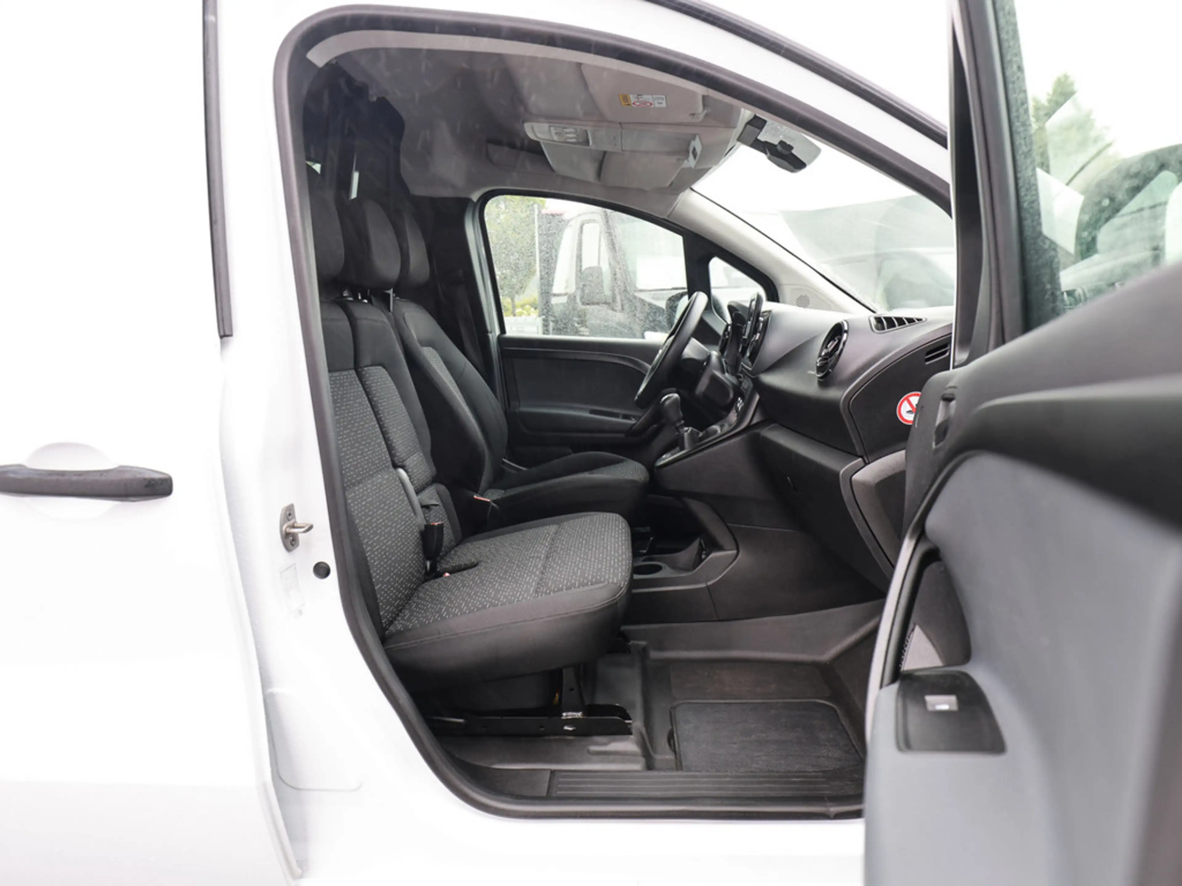 Mercedes-Benz Citan 112 CDI Kasten BASE Lang Kamera DAB Ein — photo 5