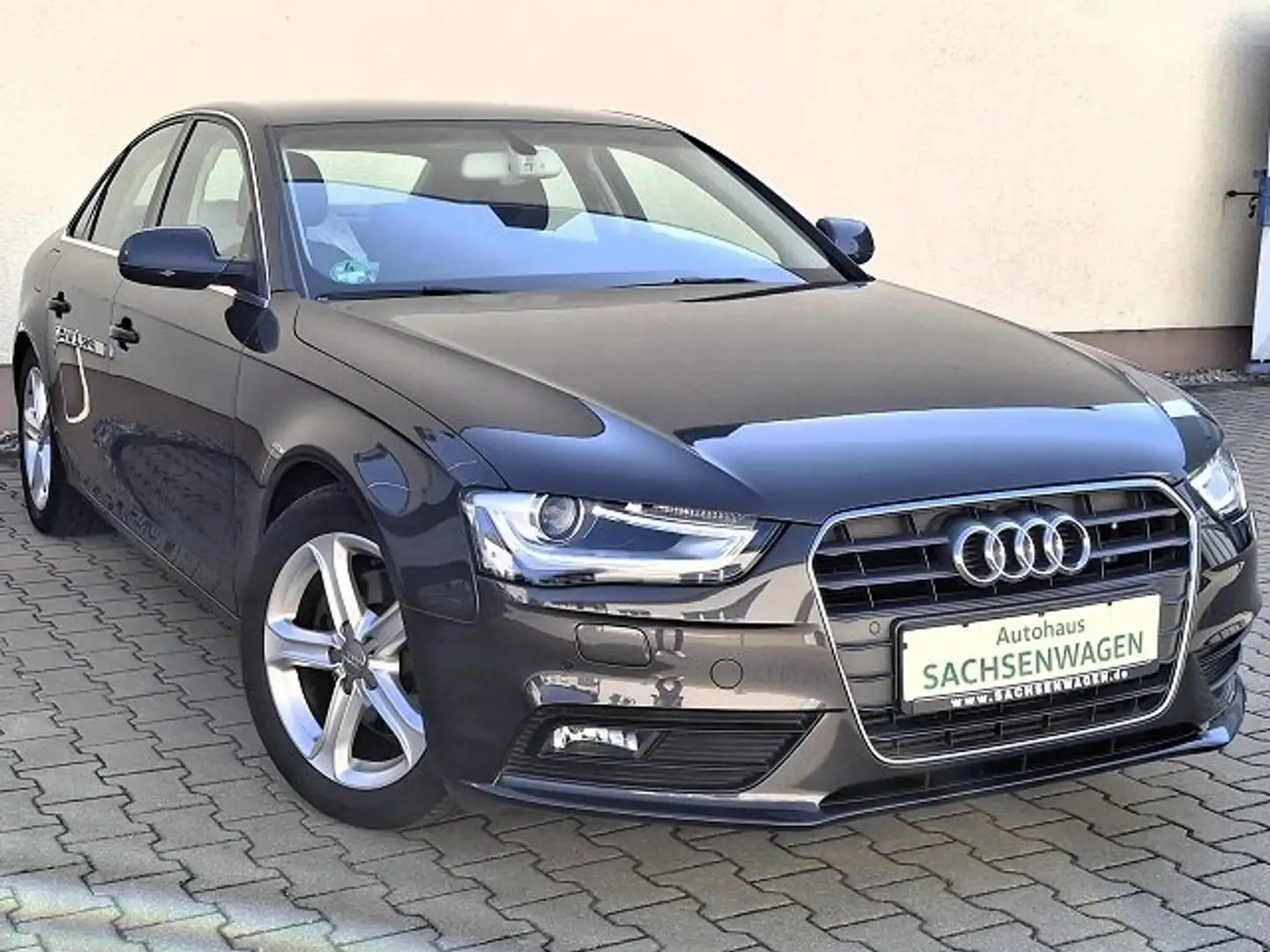 Audi A4 Ambition*So+WiR*NAVI*Bi-XENON*SiHzg*KLIMAAUT*APS* Gris - 1
