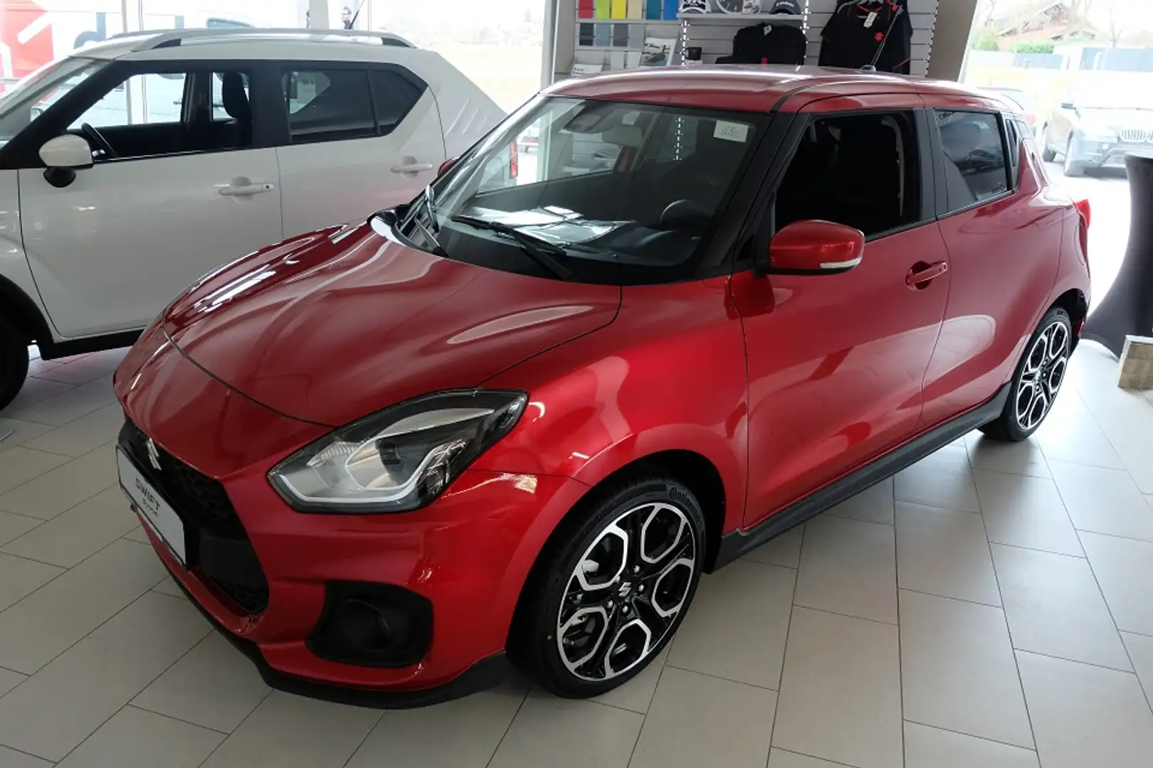 Suzuki Swift SPORT 1.4 BOOSTERJET 5D M/T HYBRID Rood - 2
